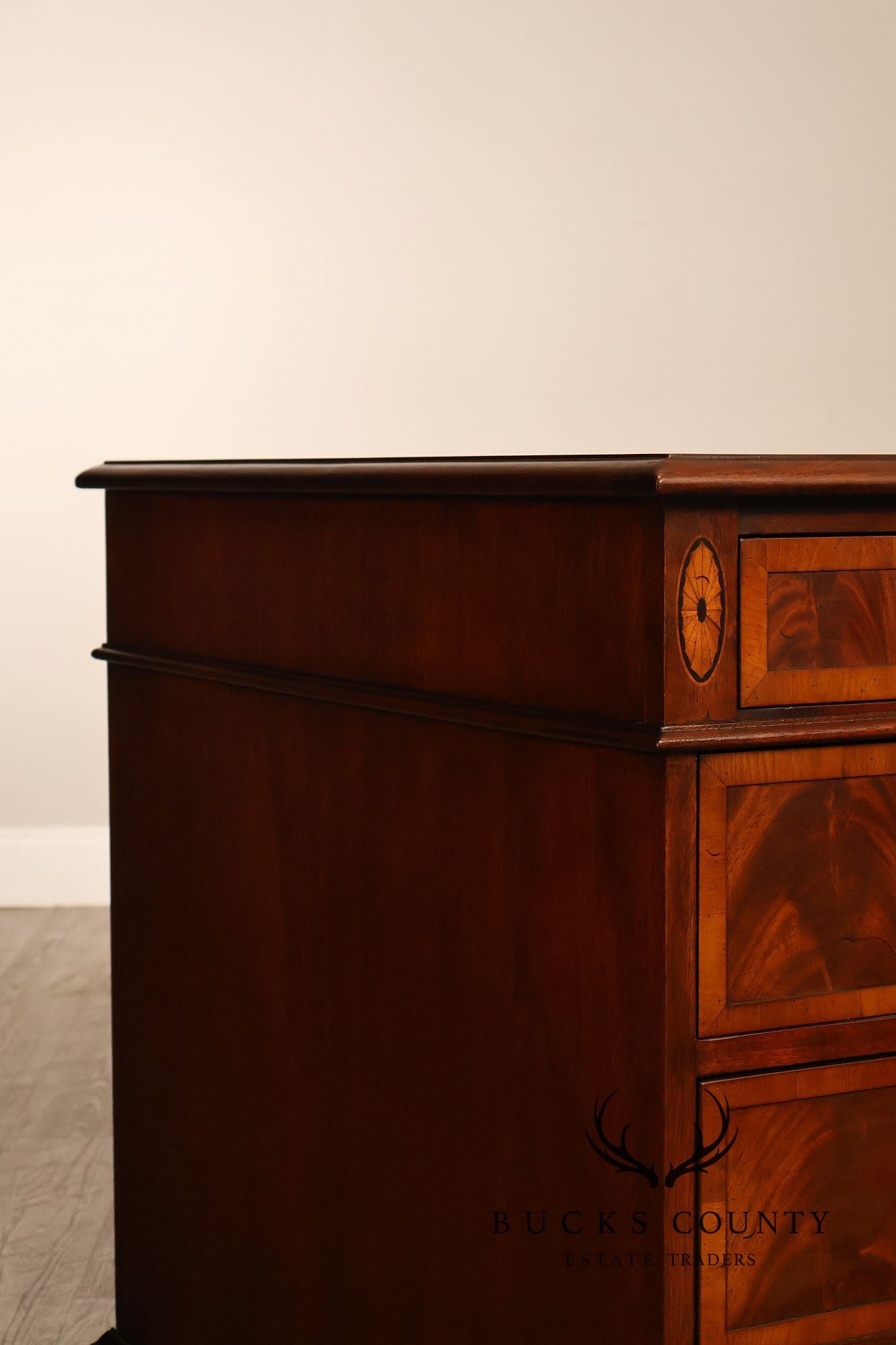 Hekman Traditional Mahogany Inlaid Seven Drawer Executive Desk