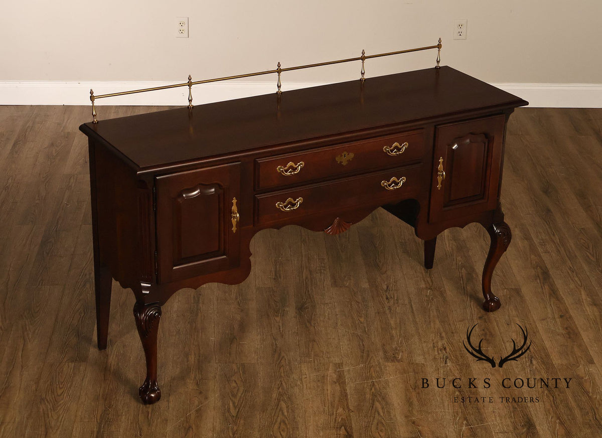 Thomasville 'Collectors Cherry' Georgian Style Sideboard