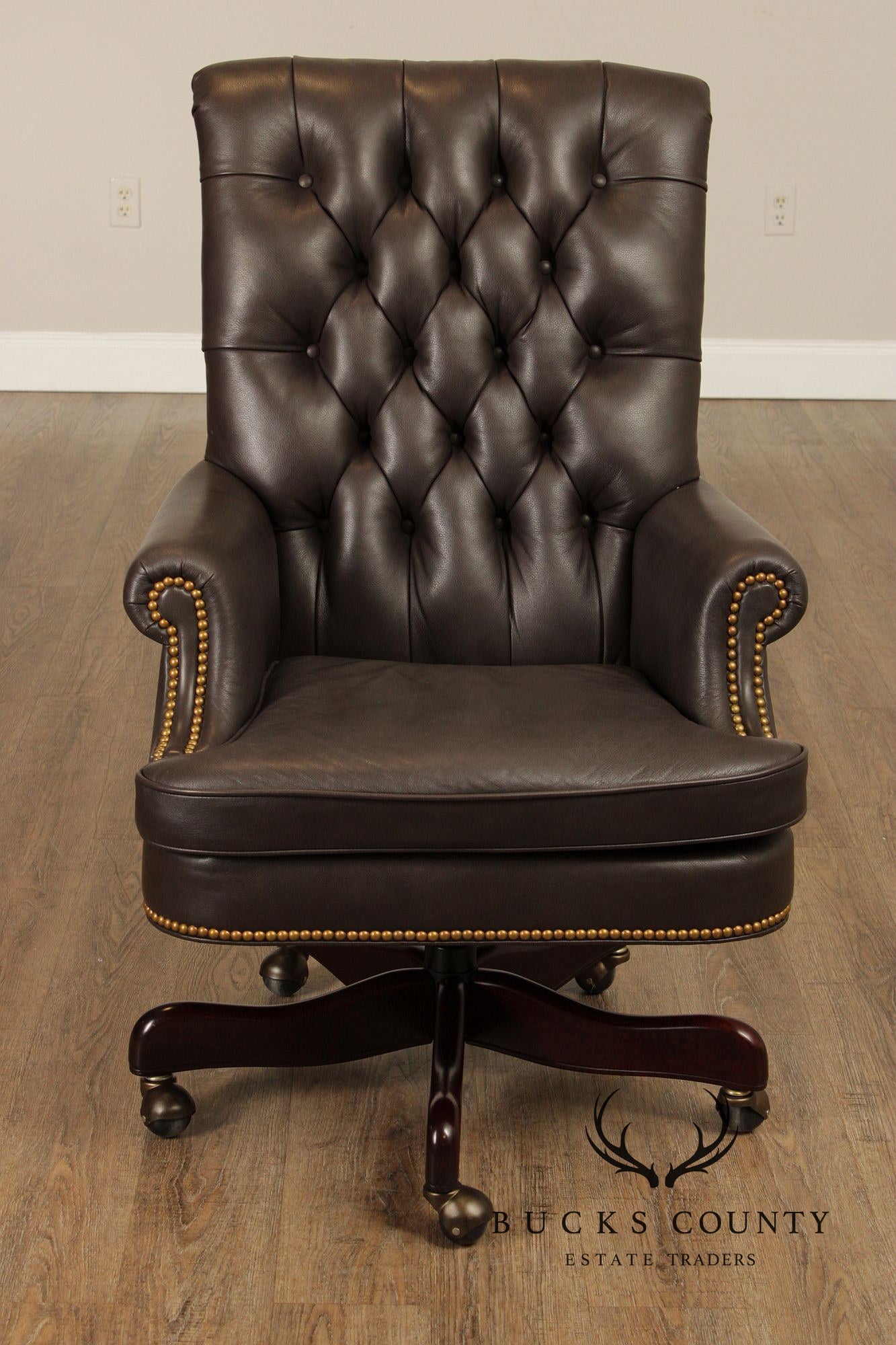 Hancock and  Moore 'Berwind' Tufted Leather Executive Office Chair