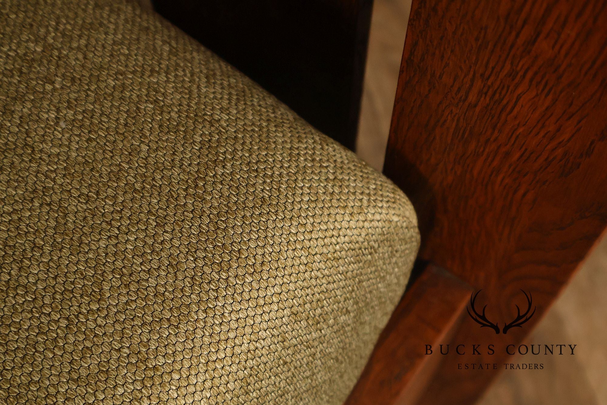 Custom Quality Mission Style Oak Settle Sofa