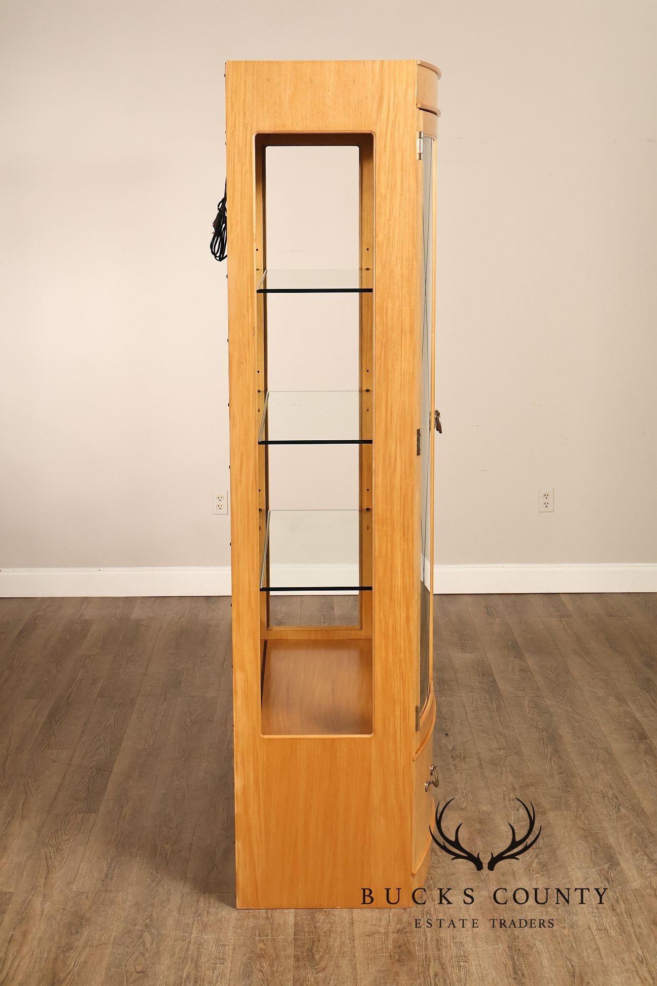 Thomasville Bogart Collection Bow Front Curio Display Cabinet