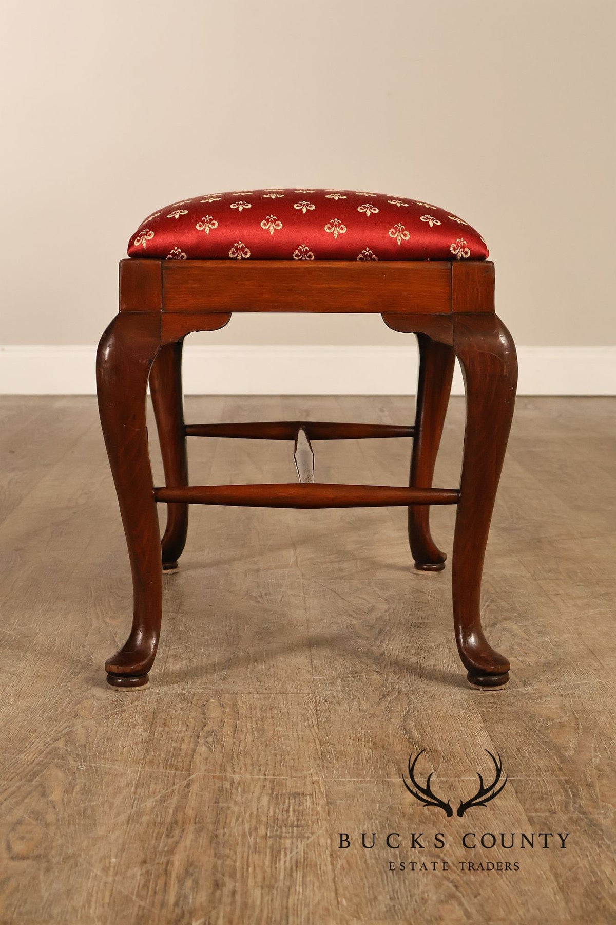 Statesville Chair Company Queen Anne Style Mahogany Bench
