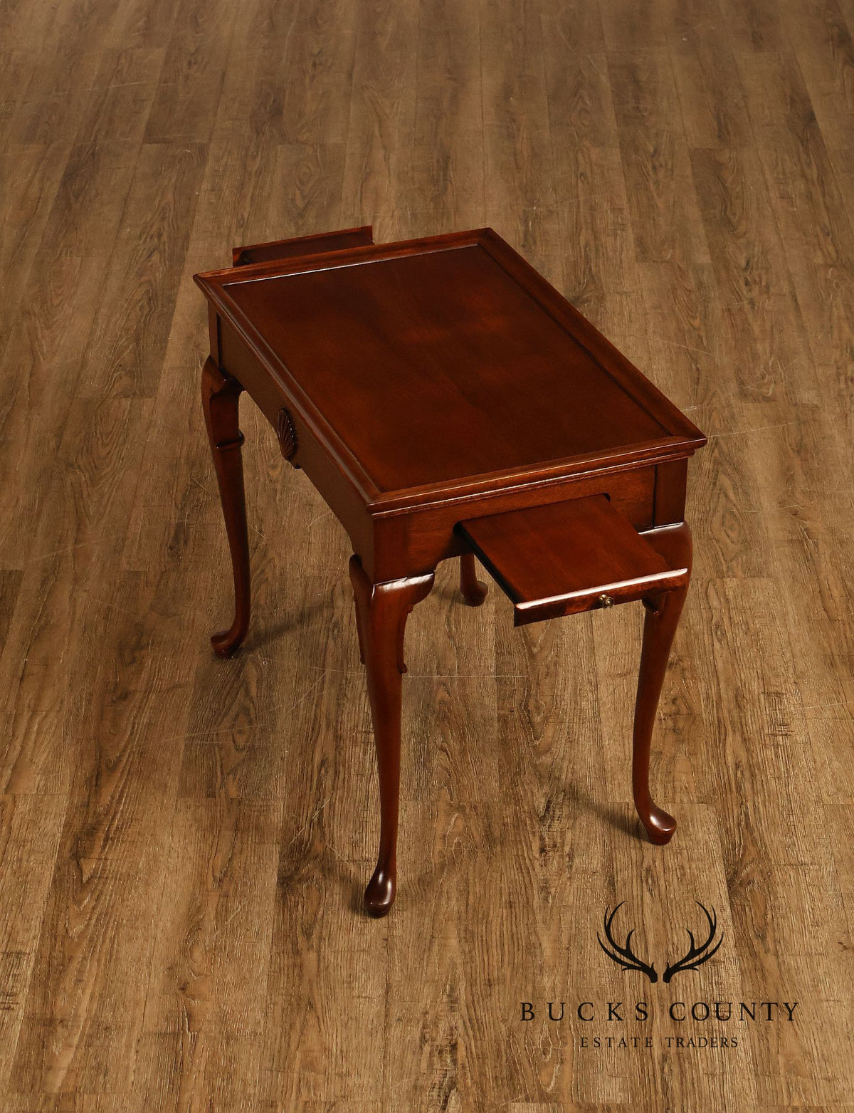 Queen Anne Style Mahogany Tea Side Table