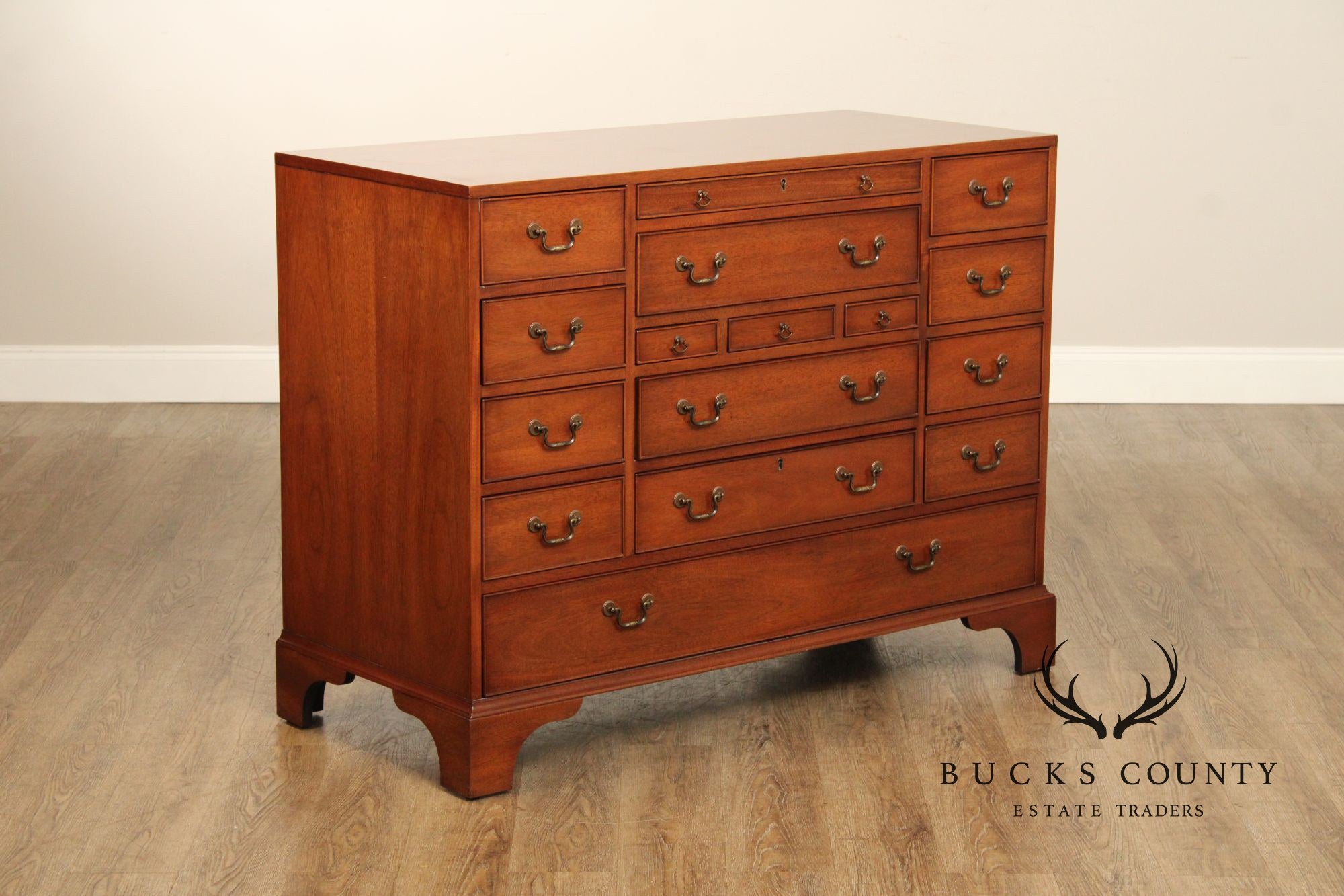 Kittinger Traditional Mahogany Chest of Drawers