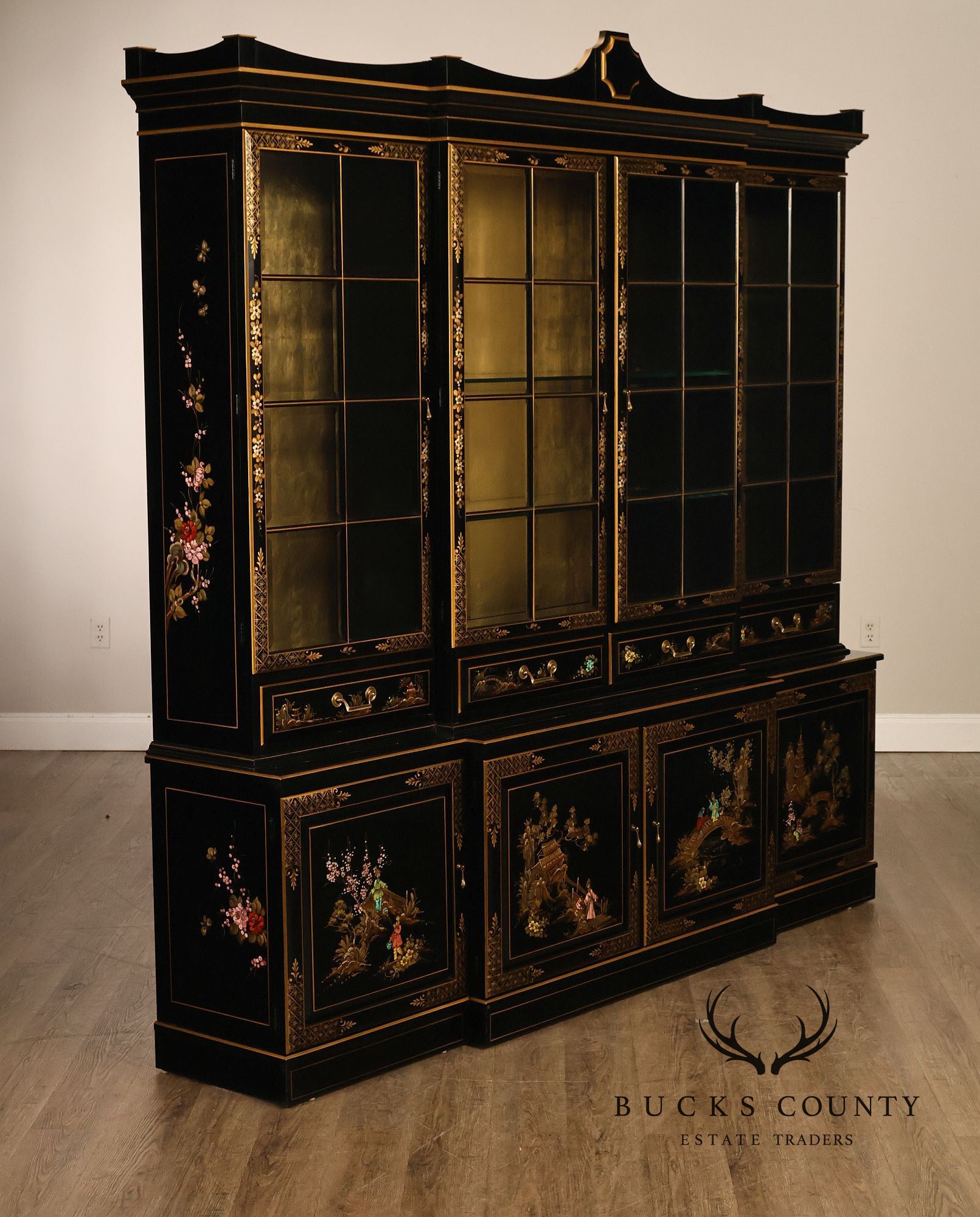 Union National Chinoiserie Hand Painted China Display Cabinet