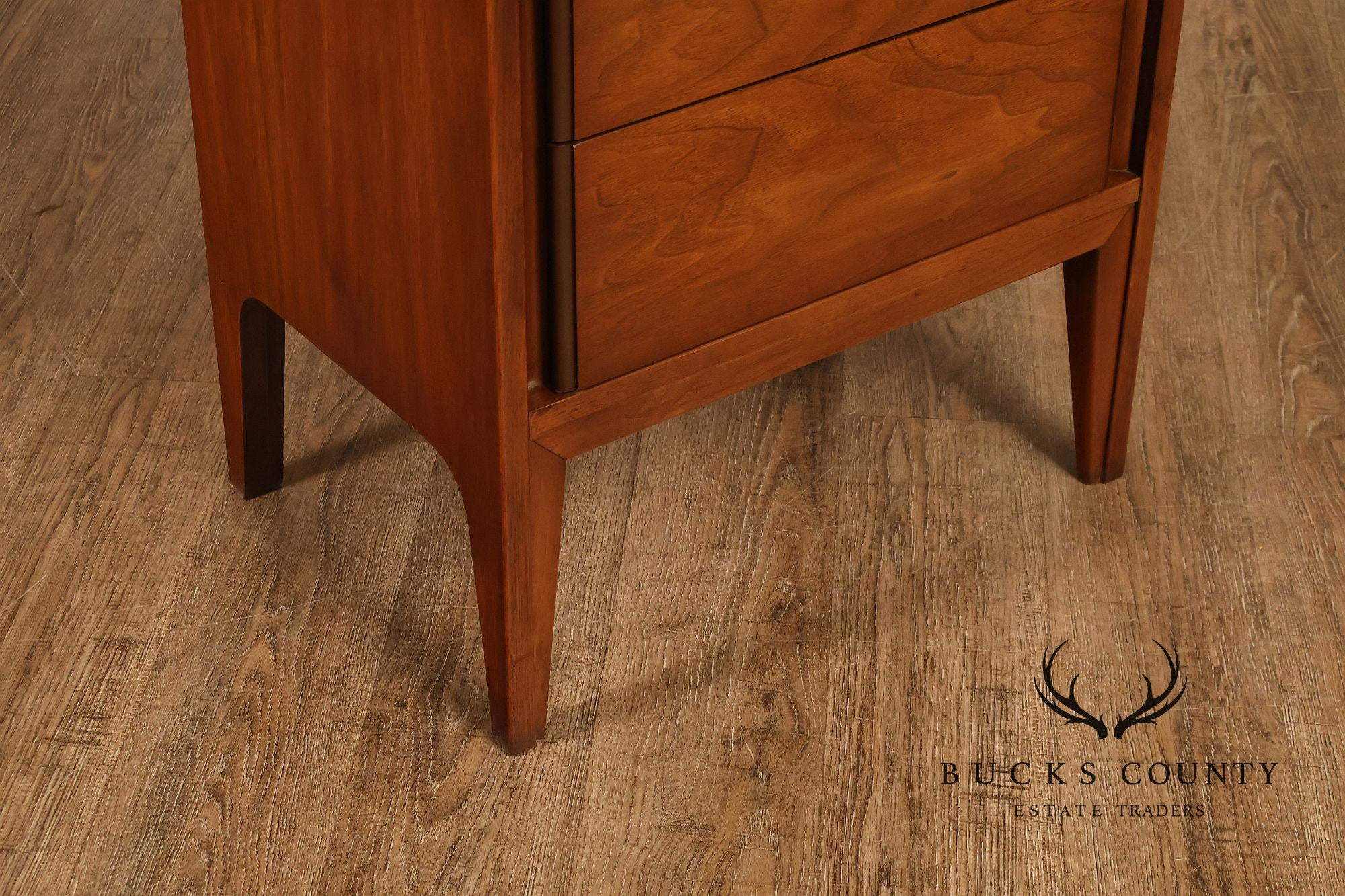 Mid Century Modern Pair of Walnut Nightstands