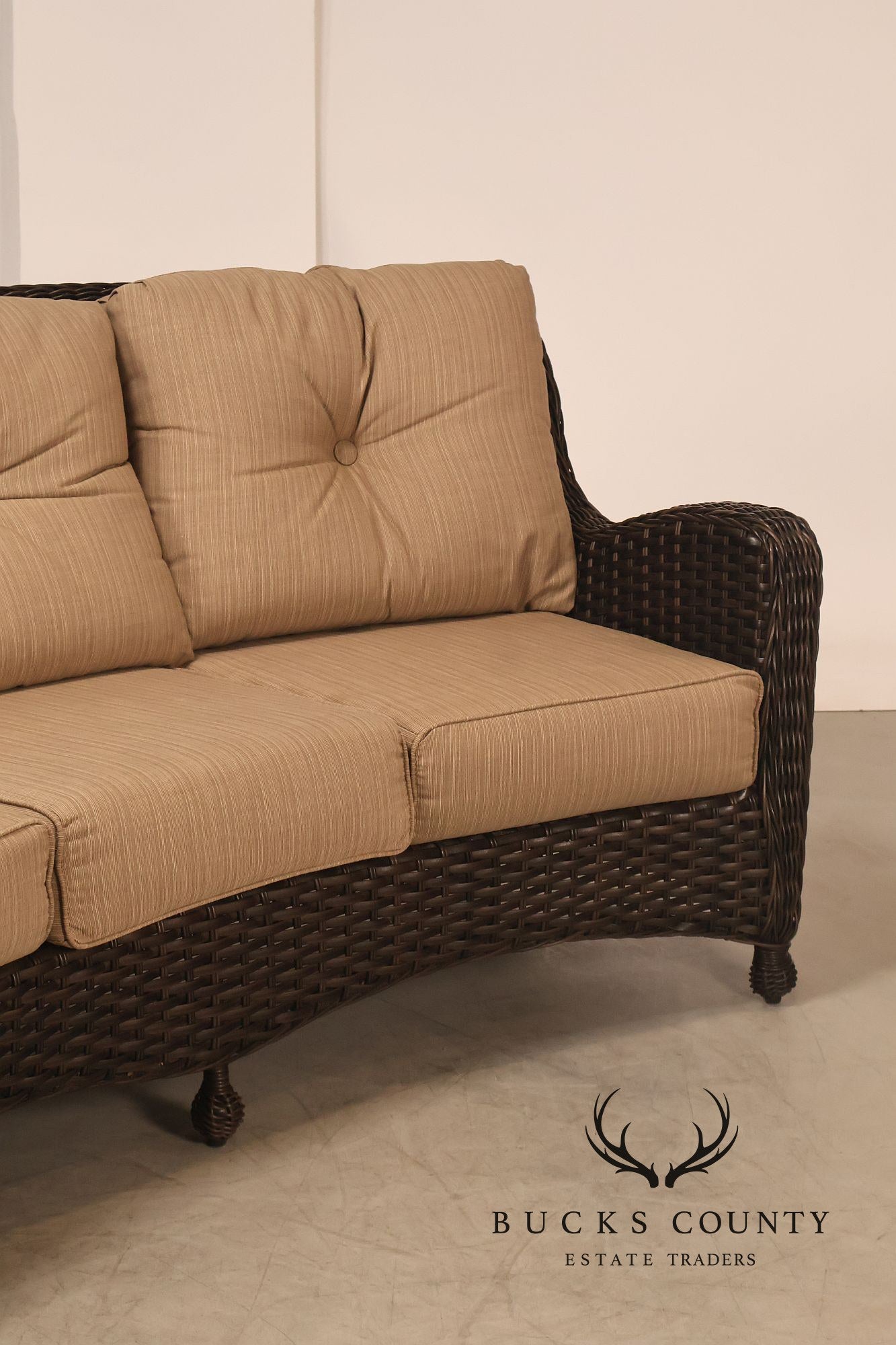 Nothhcape Outdoor Wicker Curved 'Richmond' Patio Sofa With Sunbrella Cushions