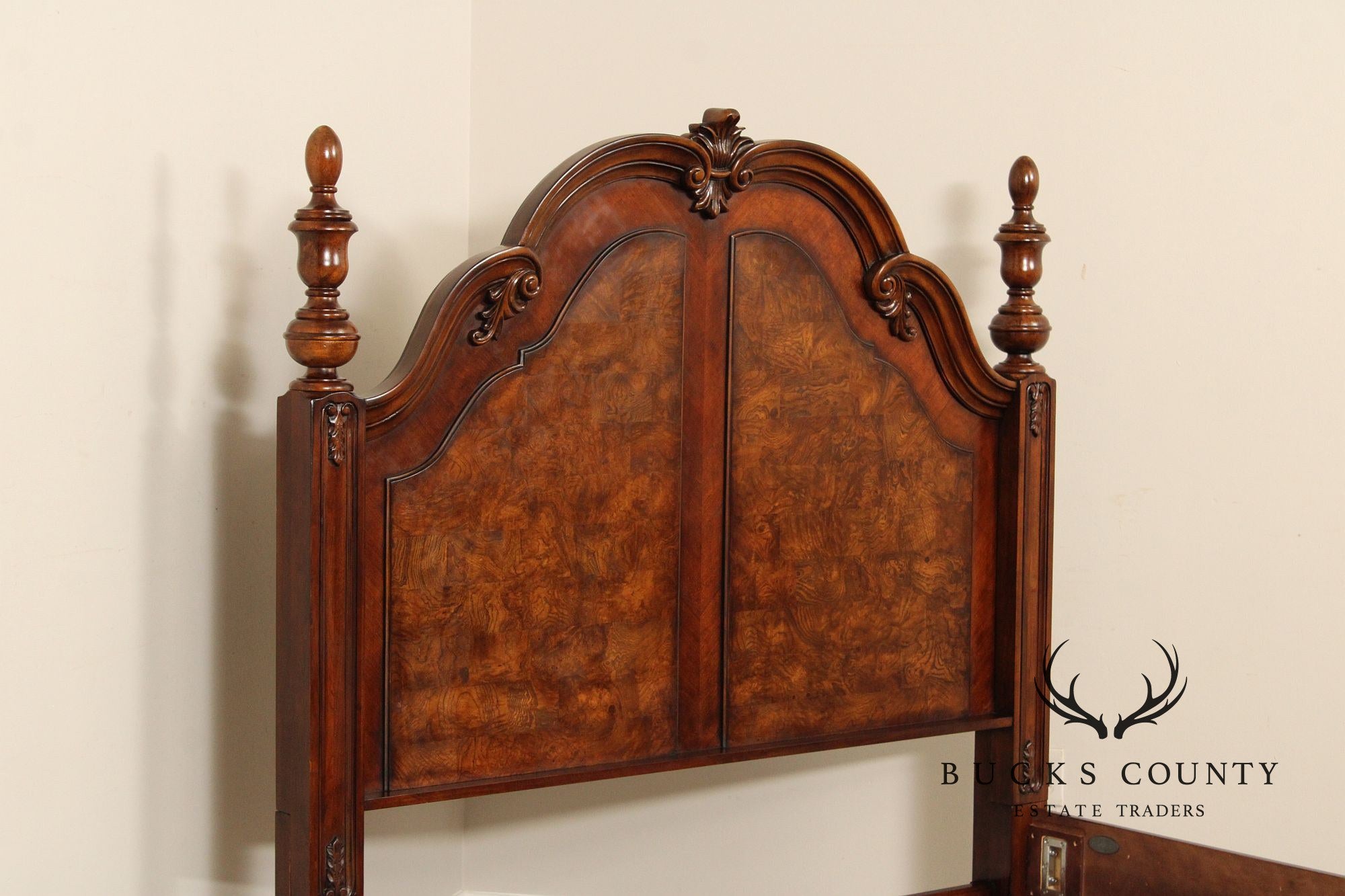 Pulaski Furniture 'Ashton Park' Burlwood Queen Bedframe