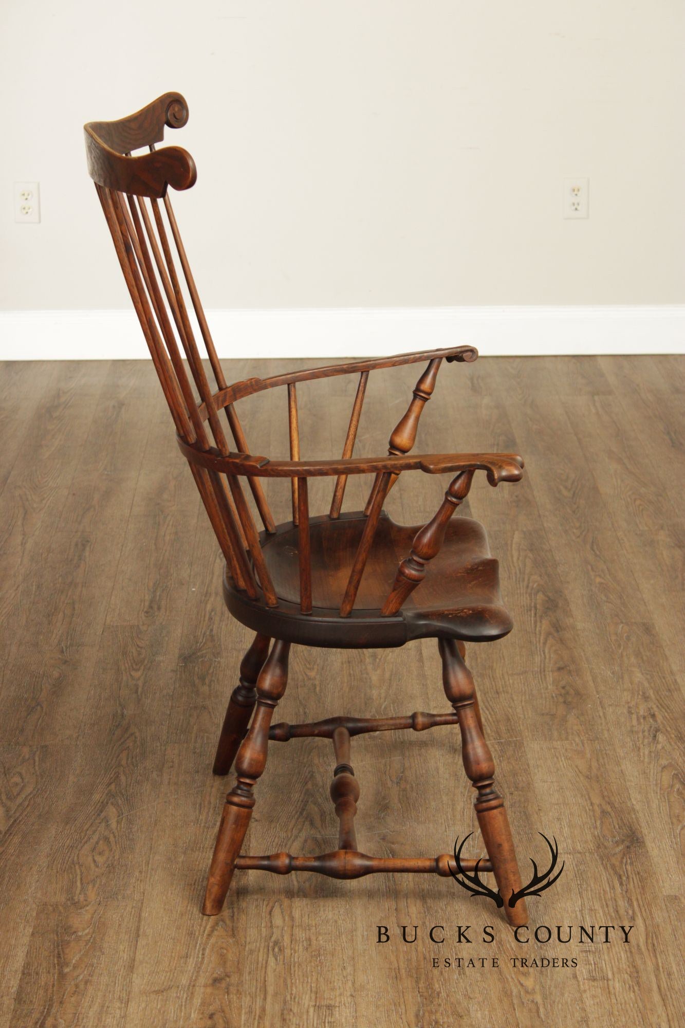 John M. Bair Custom Quality Vintage Comb Back Windsor Armchair