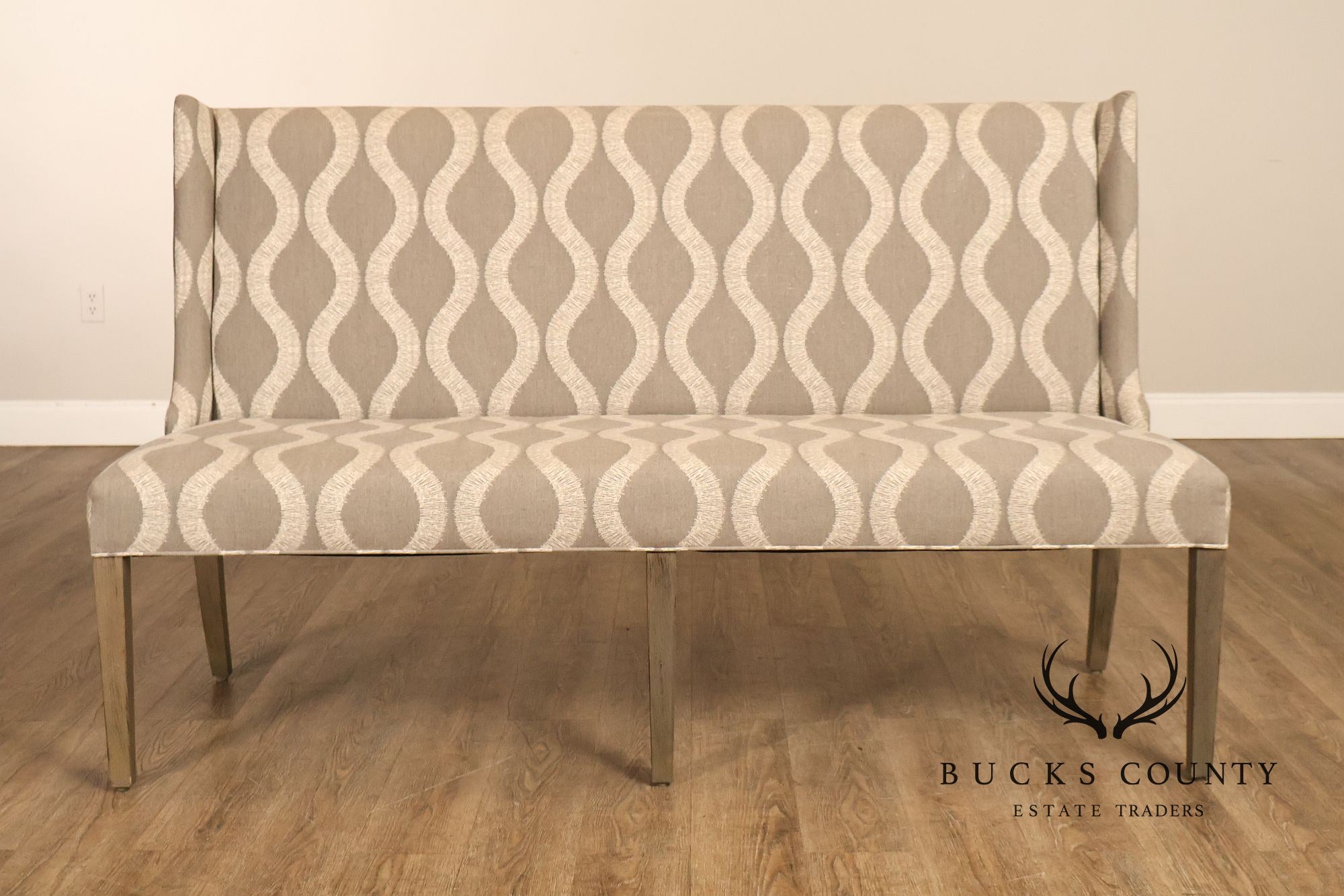 Bassett Brooke Collection Wing Back Banquette Geometric Upholstered Bench