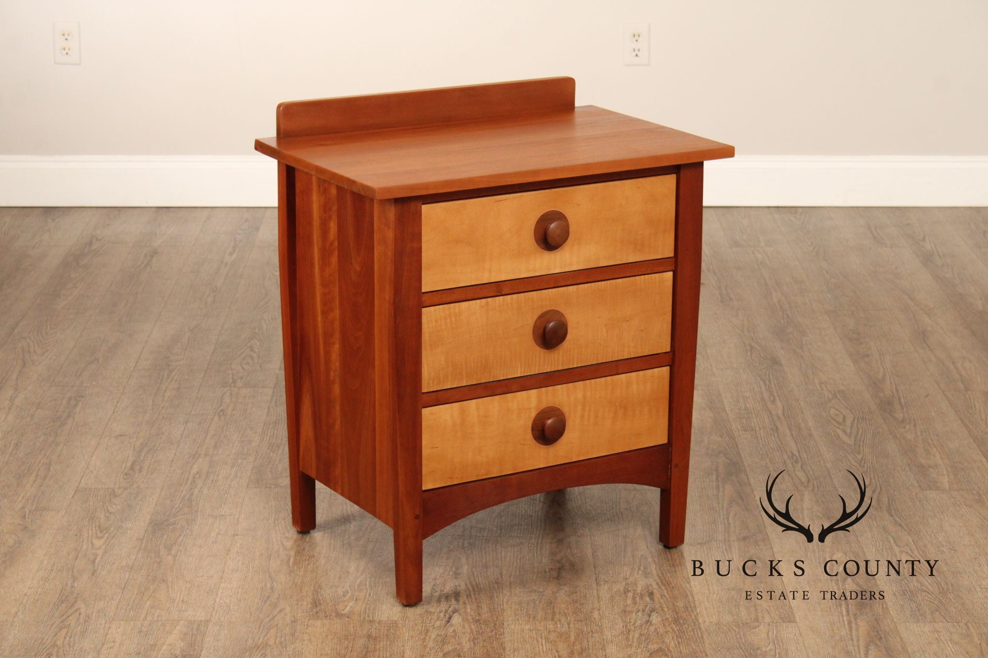 Stickley Mission Collection Harvey Ellis Pair Of Cherry Three Drawer Nightstands