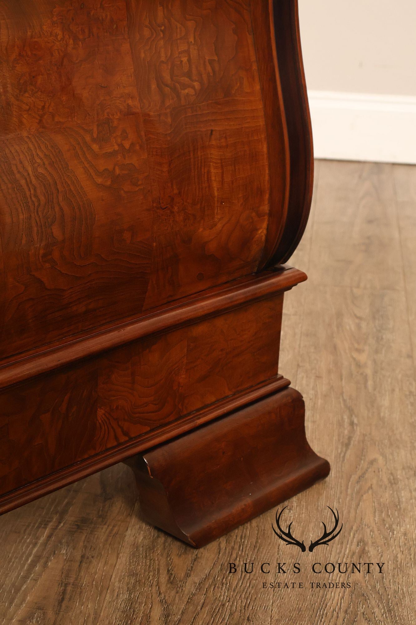 Henredon 'Charles X' King Size Burlwood Sleigh Bed