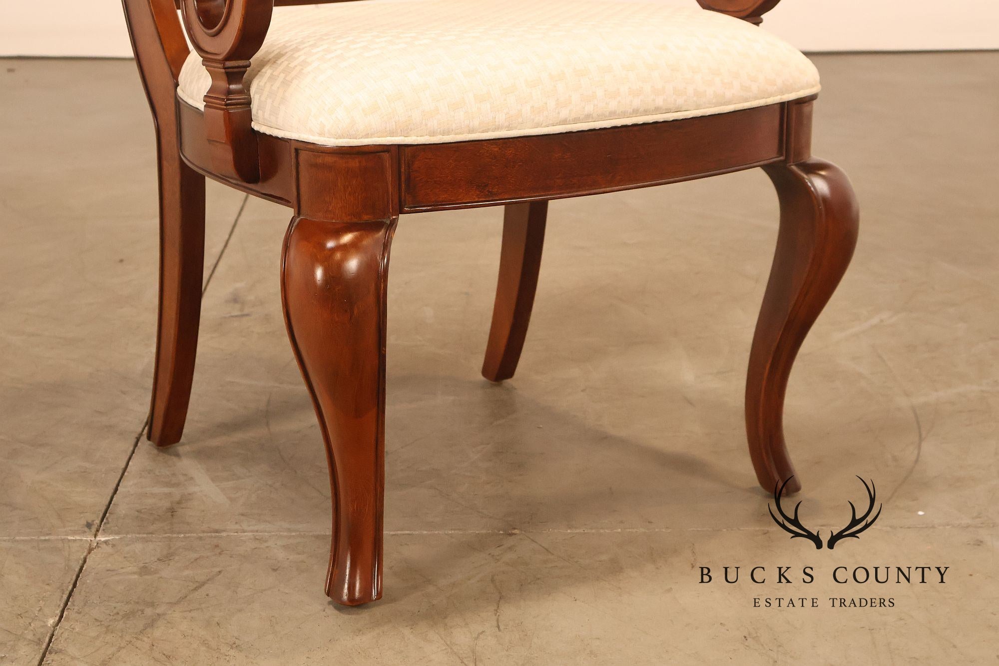 Pennsylvania House Set Of Eight French Style Dining Chairs