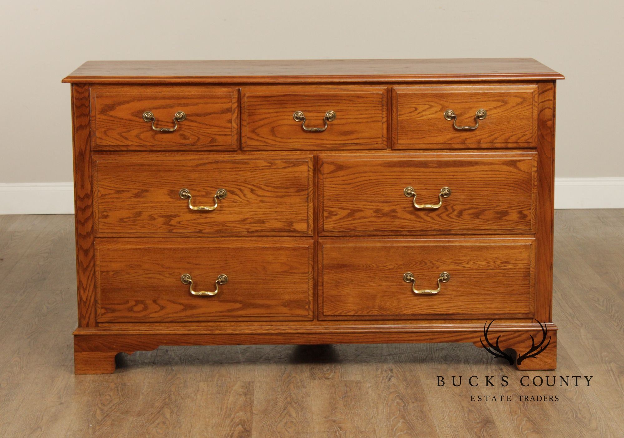 Ethan Allen 'Canterbury' Oak Bedroom Dresser