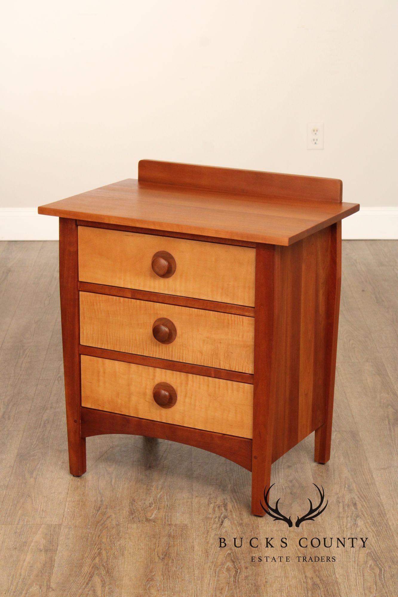 Stickley Mission Collection Harvey Ellis Pair Of Cherry Three Drawer Nightstands