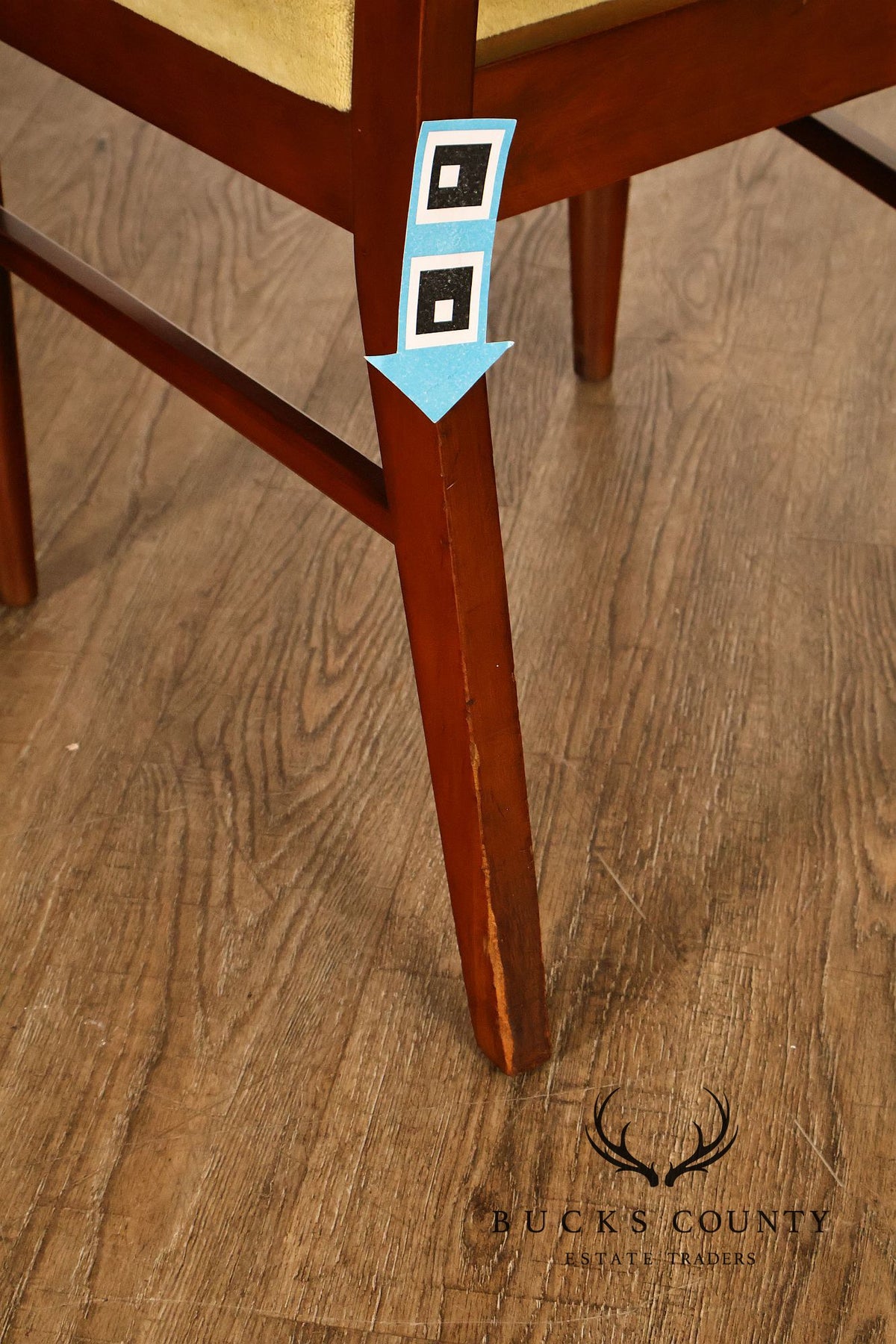 Mid Century Modern Set of Six Walnut Dining Chairs