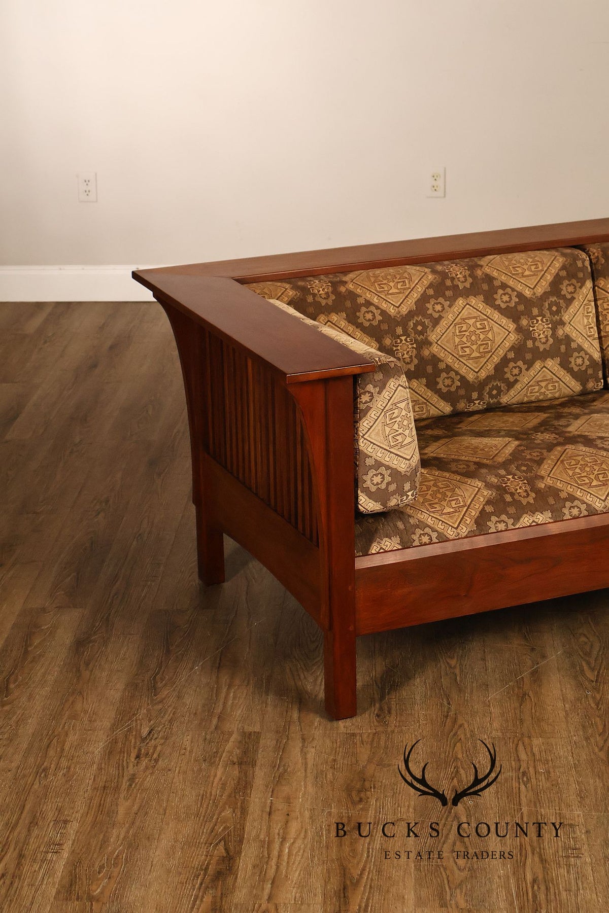 Stickley Mission Collection Cherry Prairie Settle