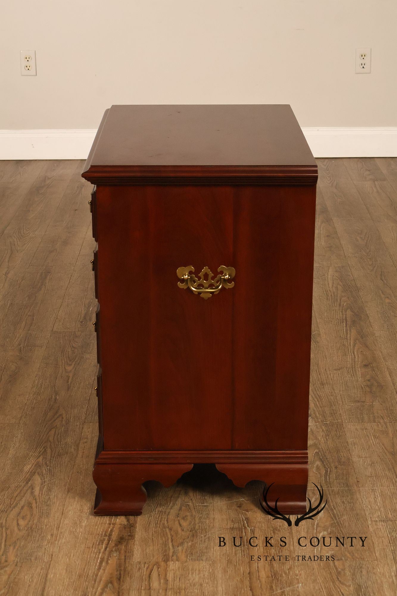 Ethan Allen Georgian Court Collection Pair Of Cherry Nightstands