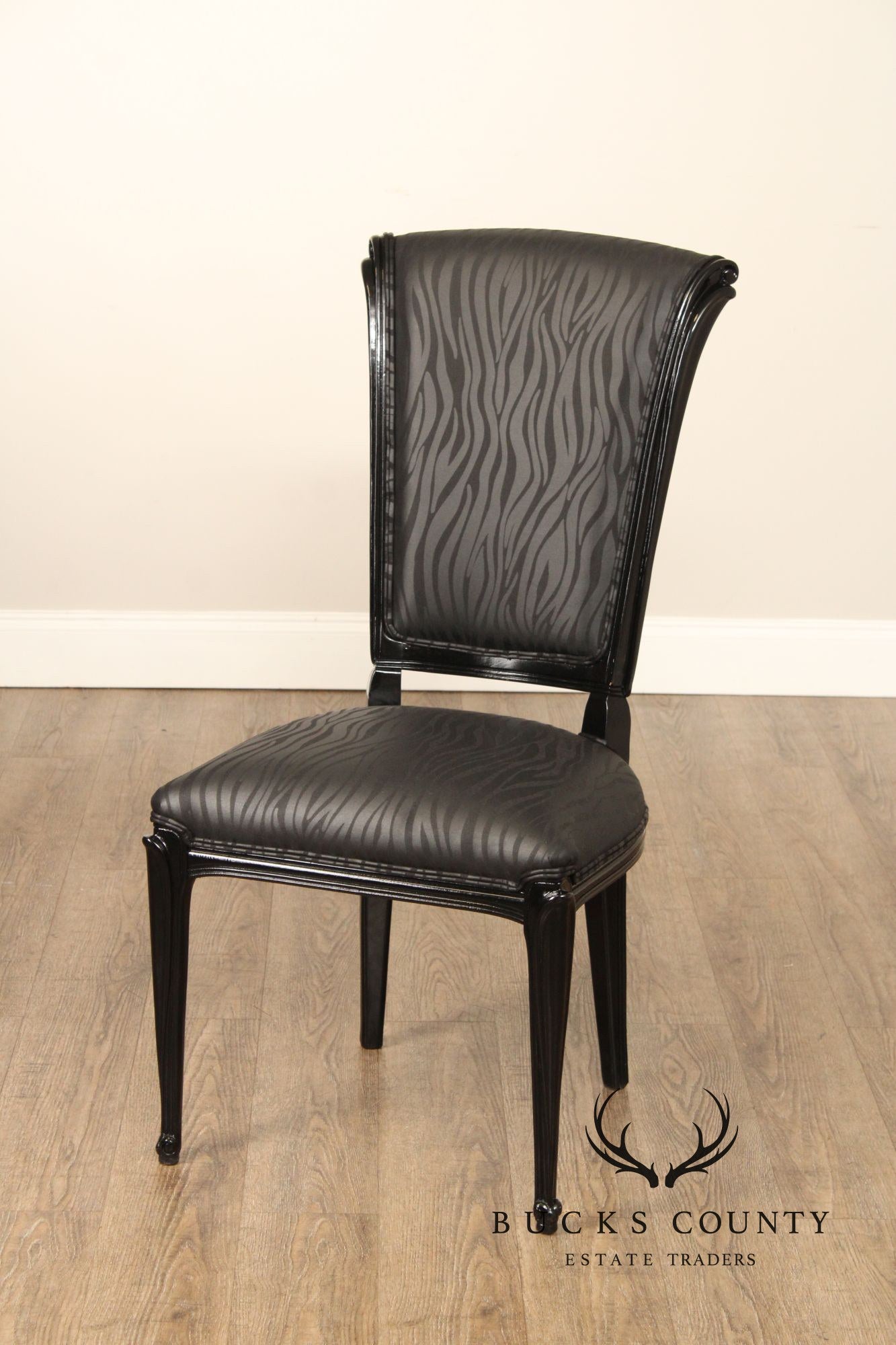 Italian Art Deco Style Set of Eight Ebonized Dining Chairs
