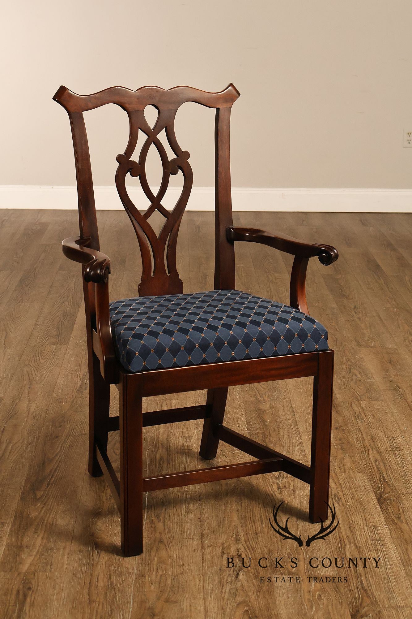 Pennsylvania House Chippendale Style Mahogany Set of 8 Dining Chairs