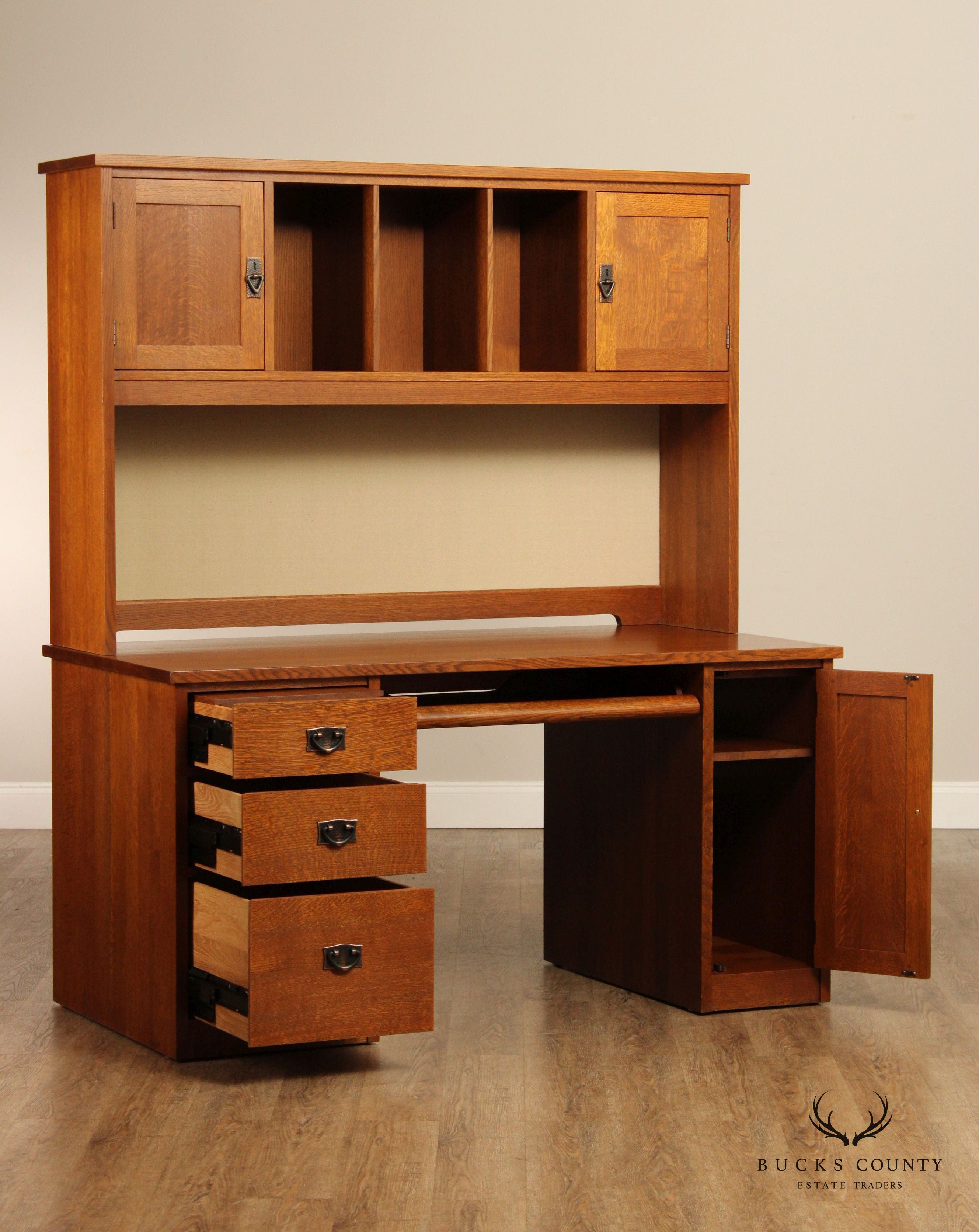 Stickley Mission Collection Oak Executive Desk with Hutch