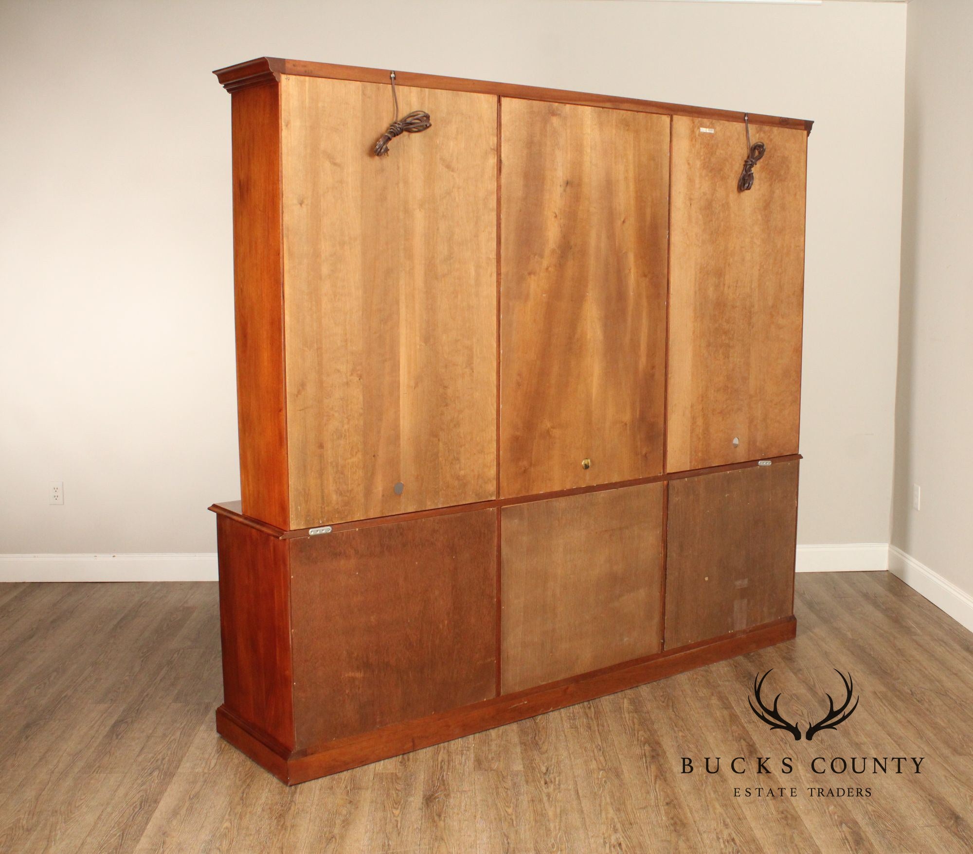 Stickley Chippendale Style Large Mahogany Credenza Bookcase