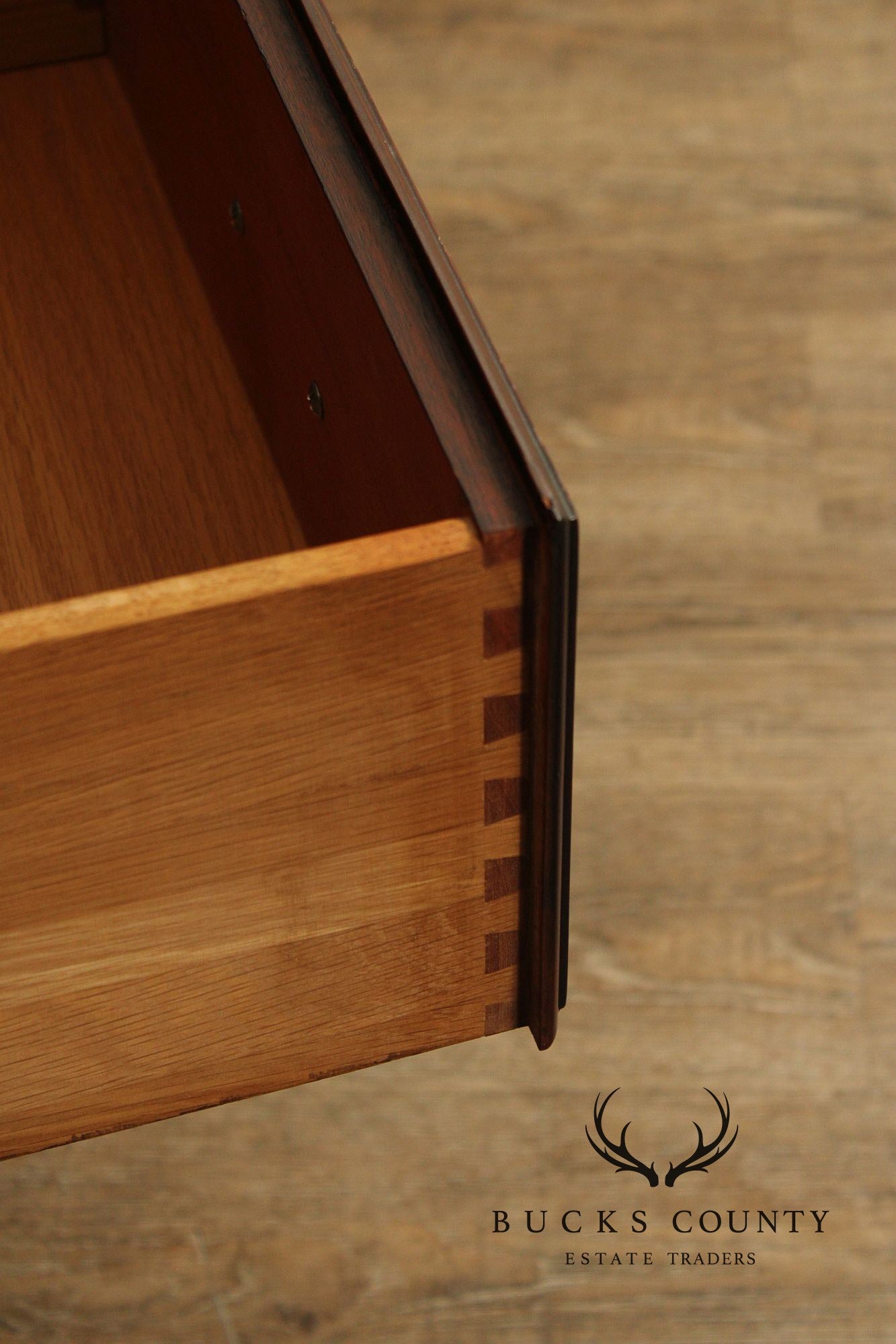 Henkel Harris Georgian Style Mahogany Ten Drawer Dresser