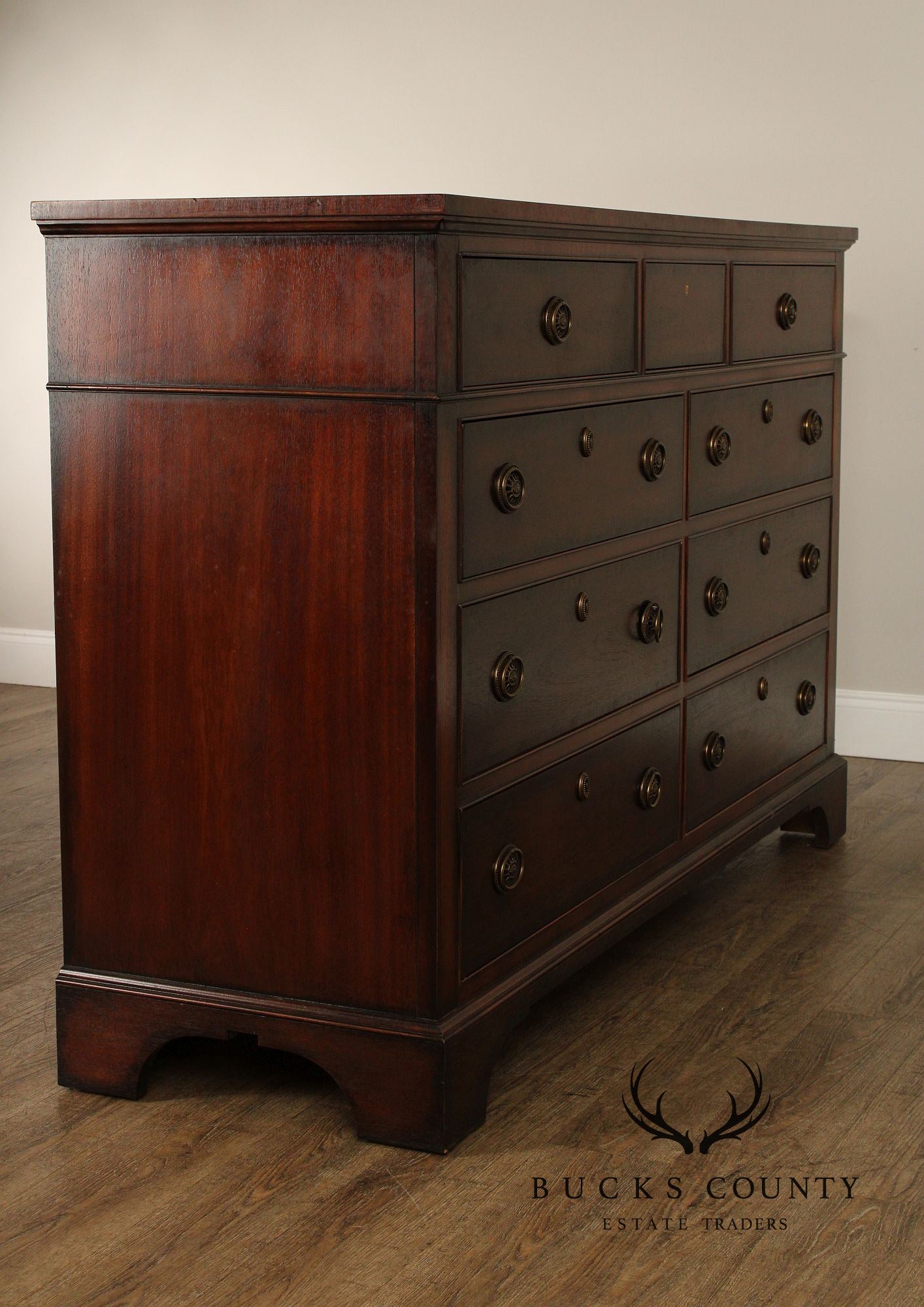 Henredon Georgian Style Mahogany Double Chest