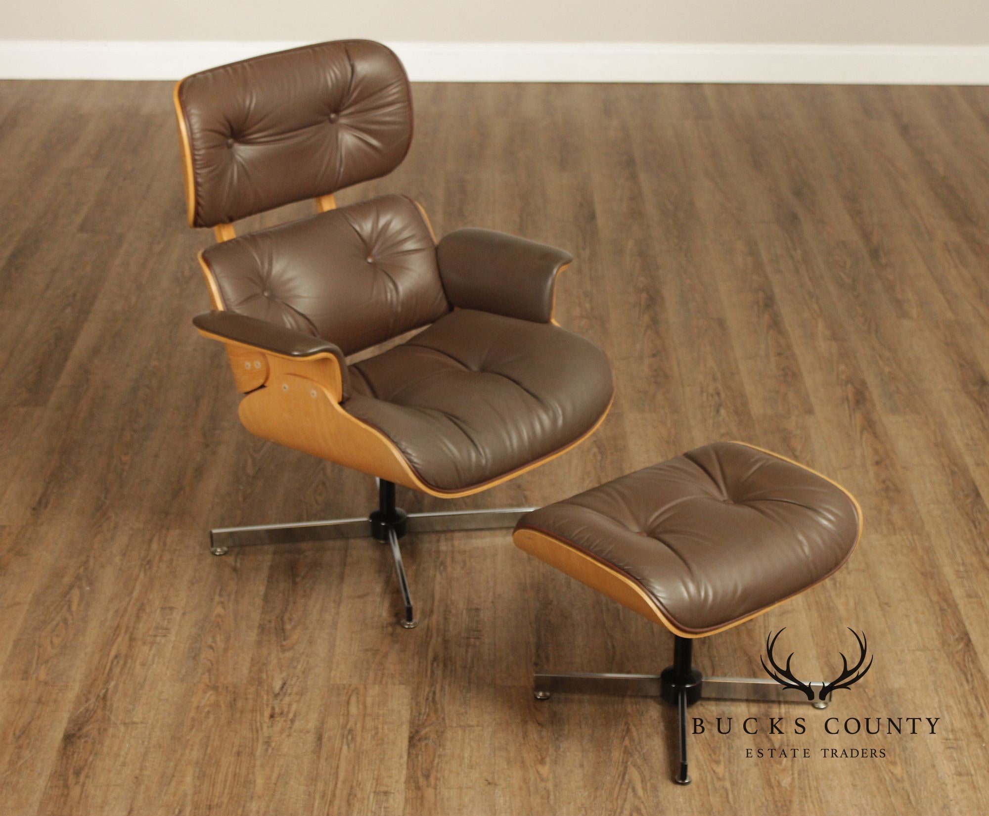 Eames Style Leather Swivel Chair with Ottoman