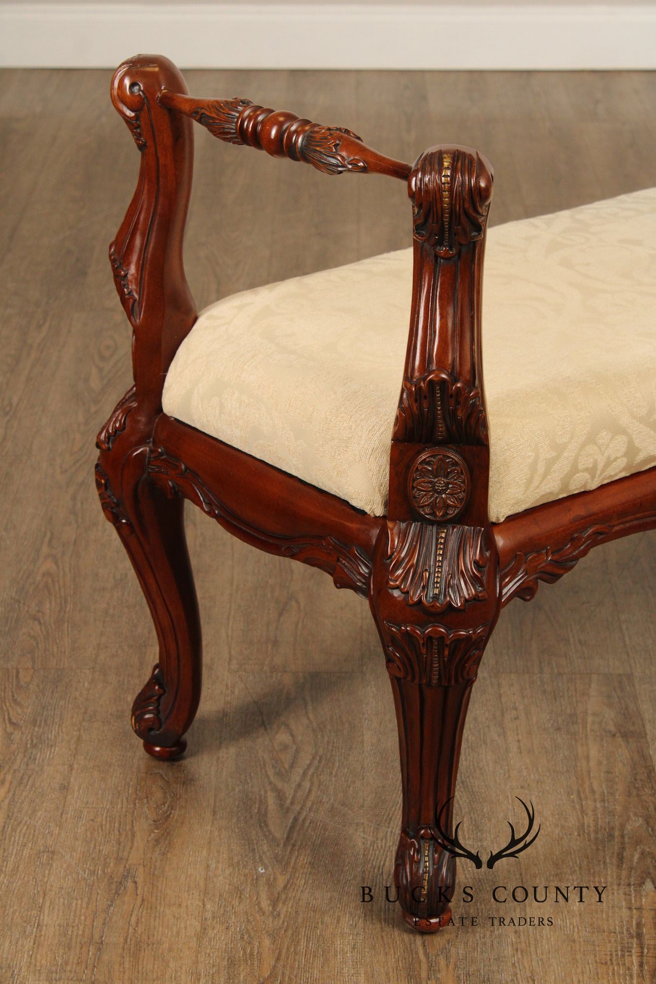 Pulaski Rococo Style Carved Window Bench