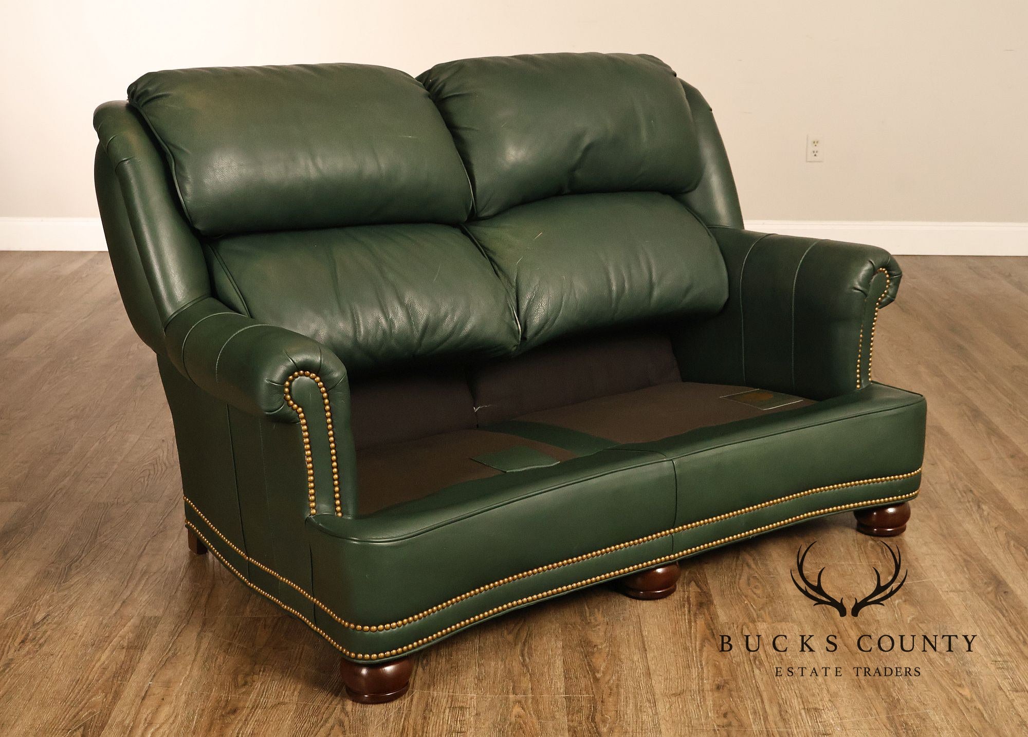 Hancock & Moore Traditional Leather Loveseat