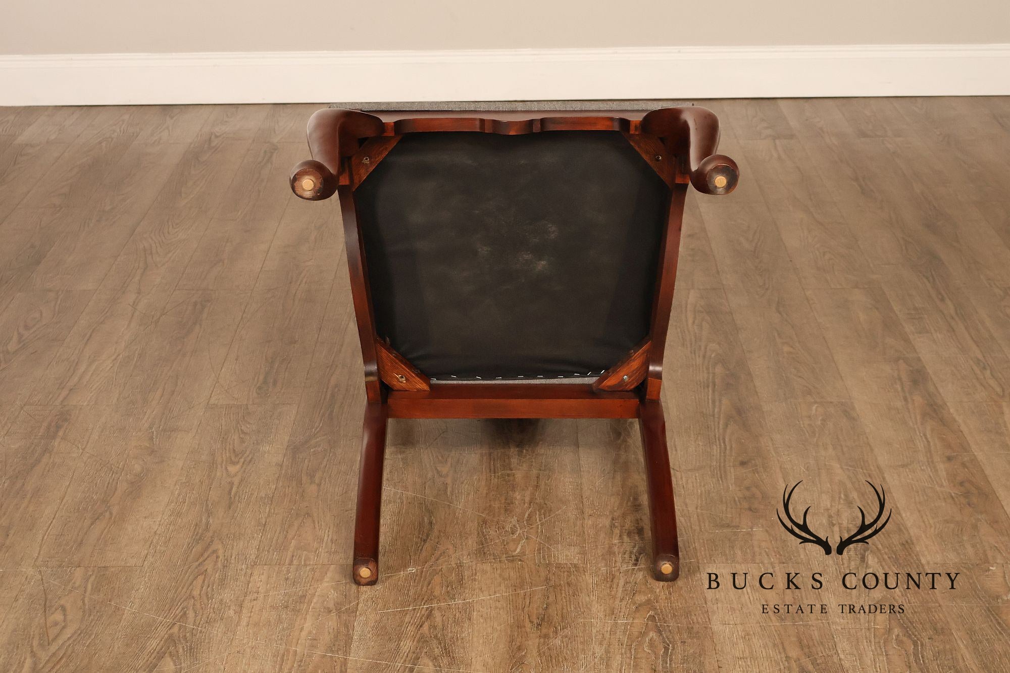 Queen Anne Style Set Of Four Cherry Side Dining Chairs