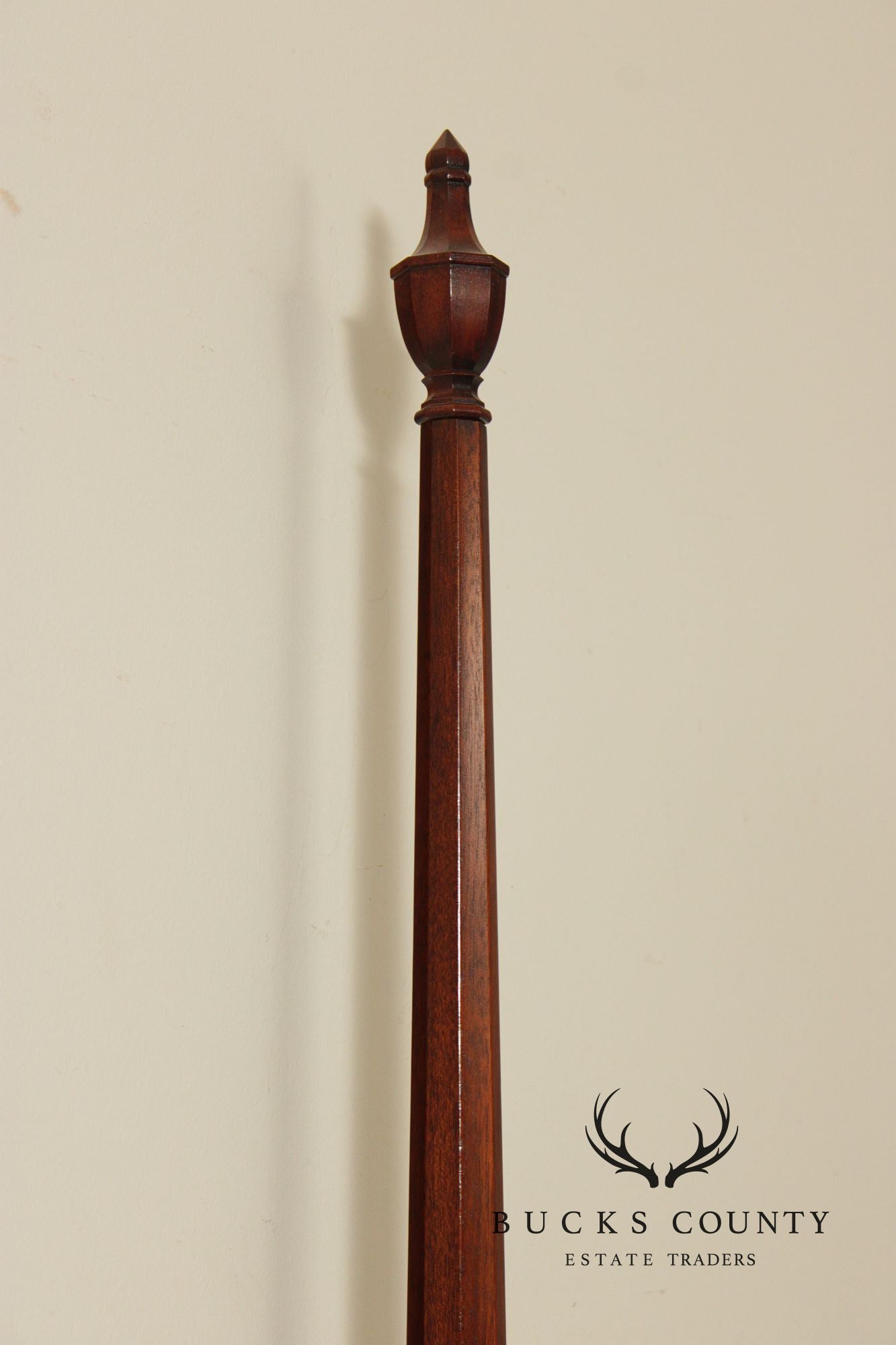 Henkel Harris Virginia Galleries Genuine Mahogany Queen Size Four Poster Bed