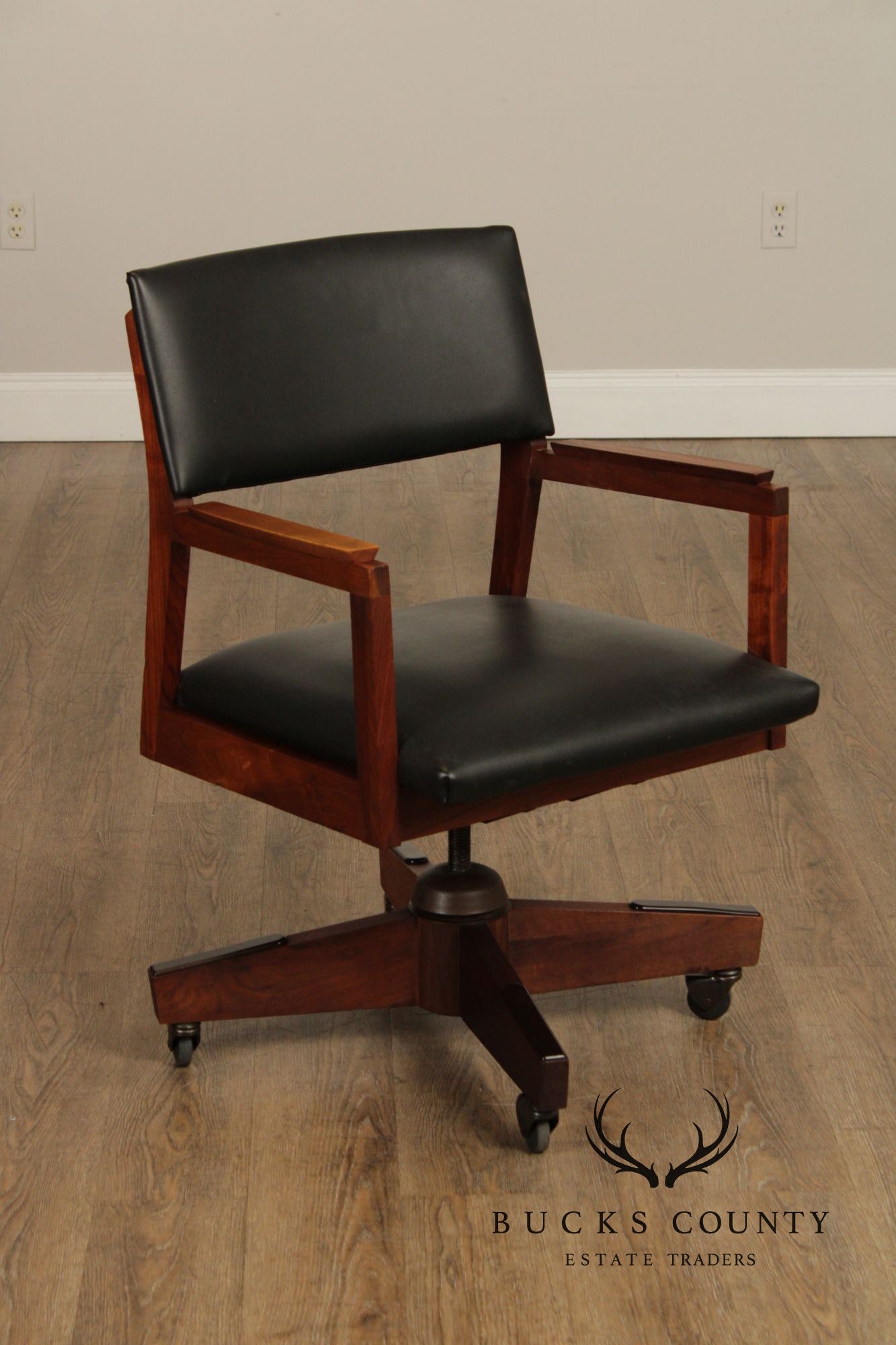 Mid Century Modern Swivel Desk Chair