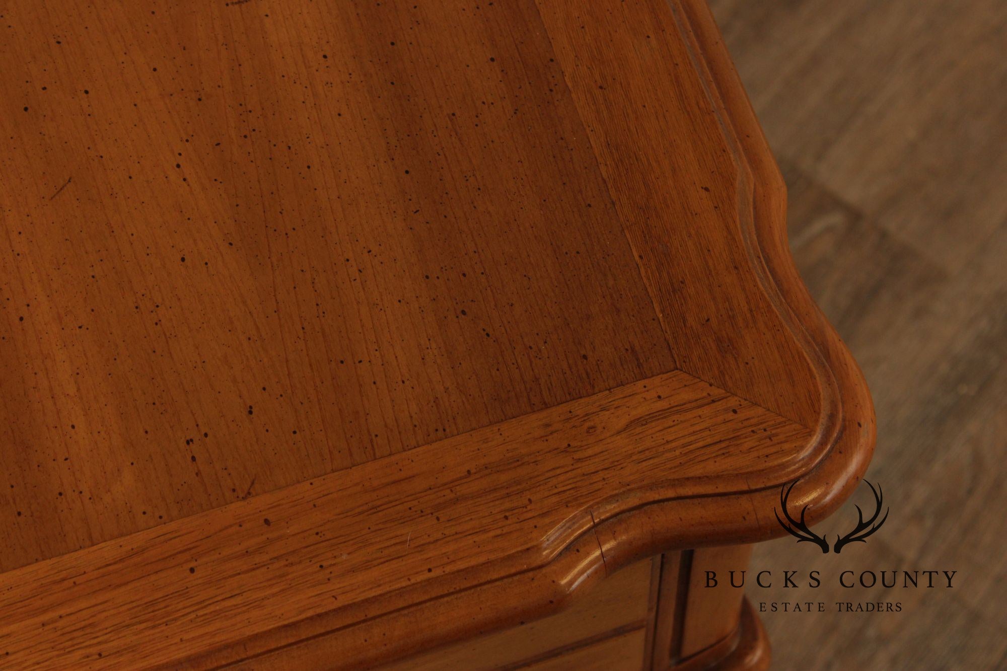 American Of Martinsville French Provincial Style Vintage Fruitwood End Table