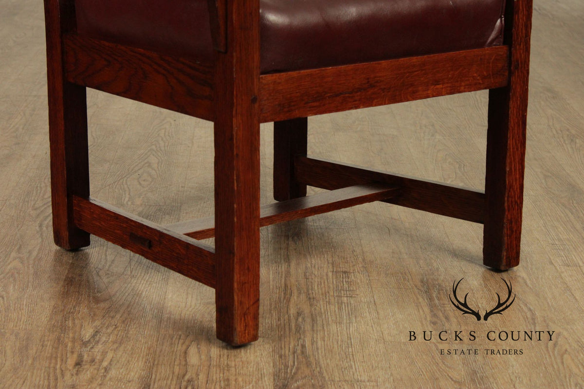 Antique Arts and Crafts Pair of Mission Oak Armchairs