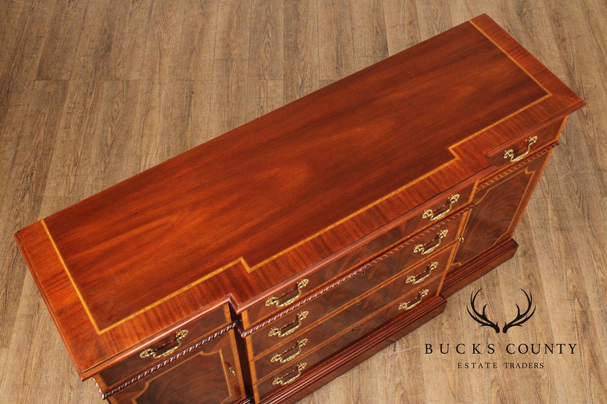 Councill Craftsmen Georgian Style Banded Mahogany Buffet Sideboard
