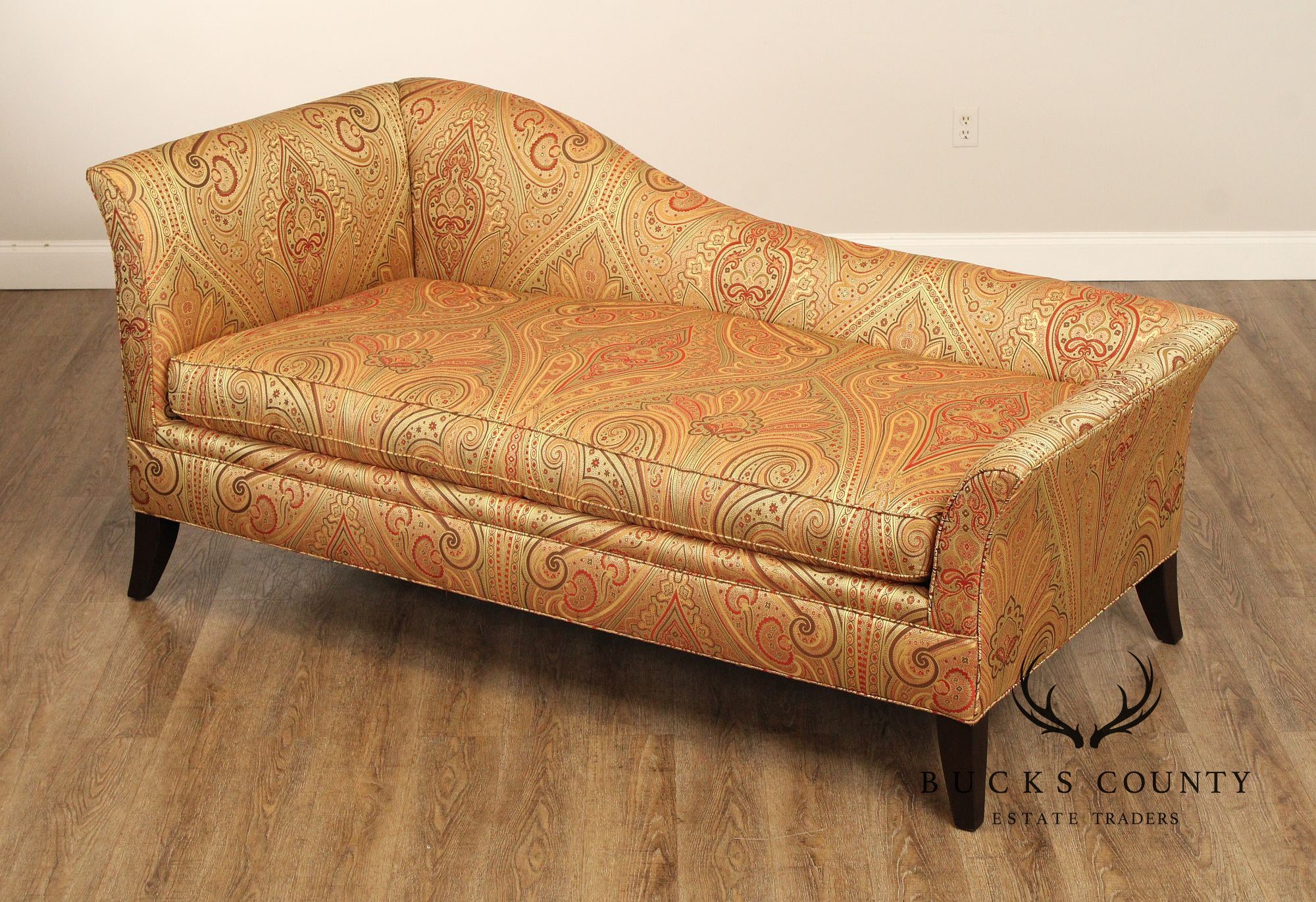 Chaddock 'Laslo' Day Bed or Fainting Couch