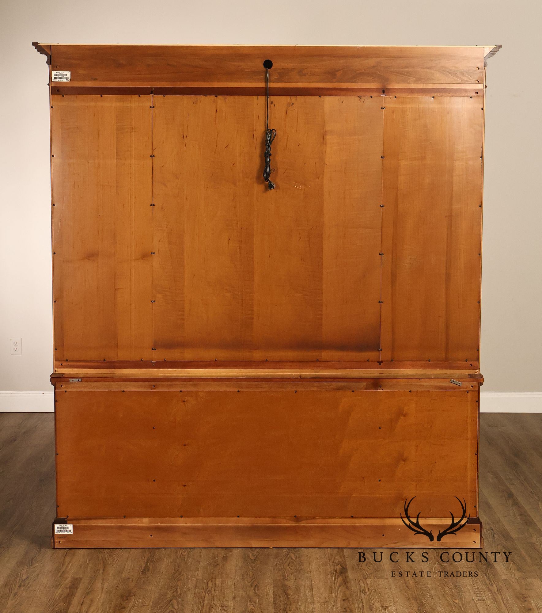 Ethan Allen Newport Collection Mahogany Four Door Breakfront China Cabinet