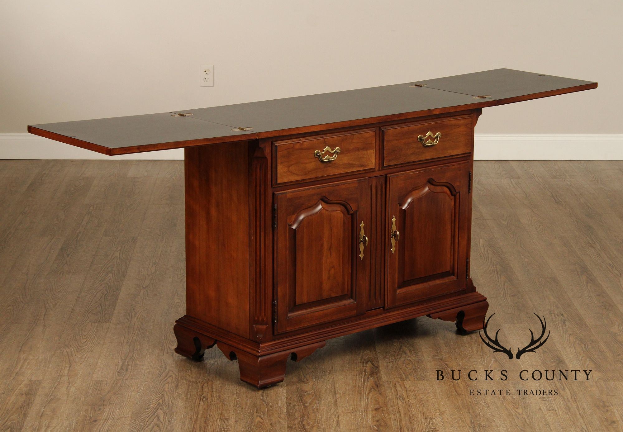 Thomasville Winston Court Chippendale Style Cherry Flip Top Server