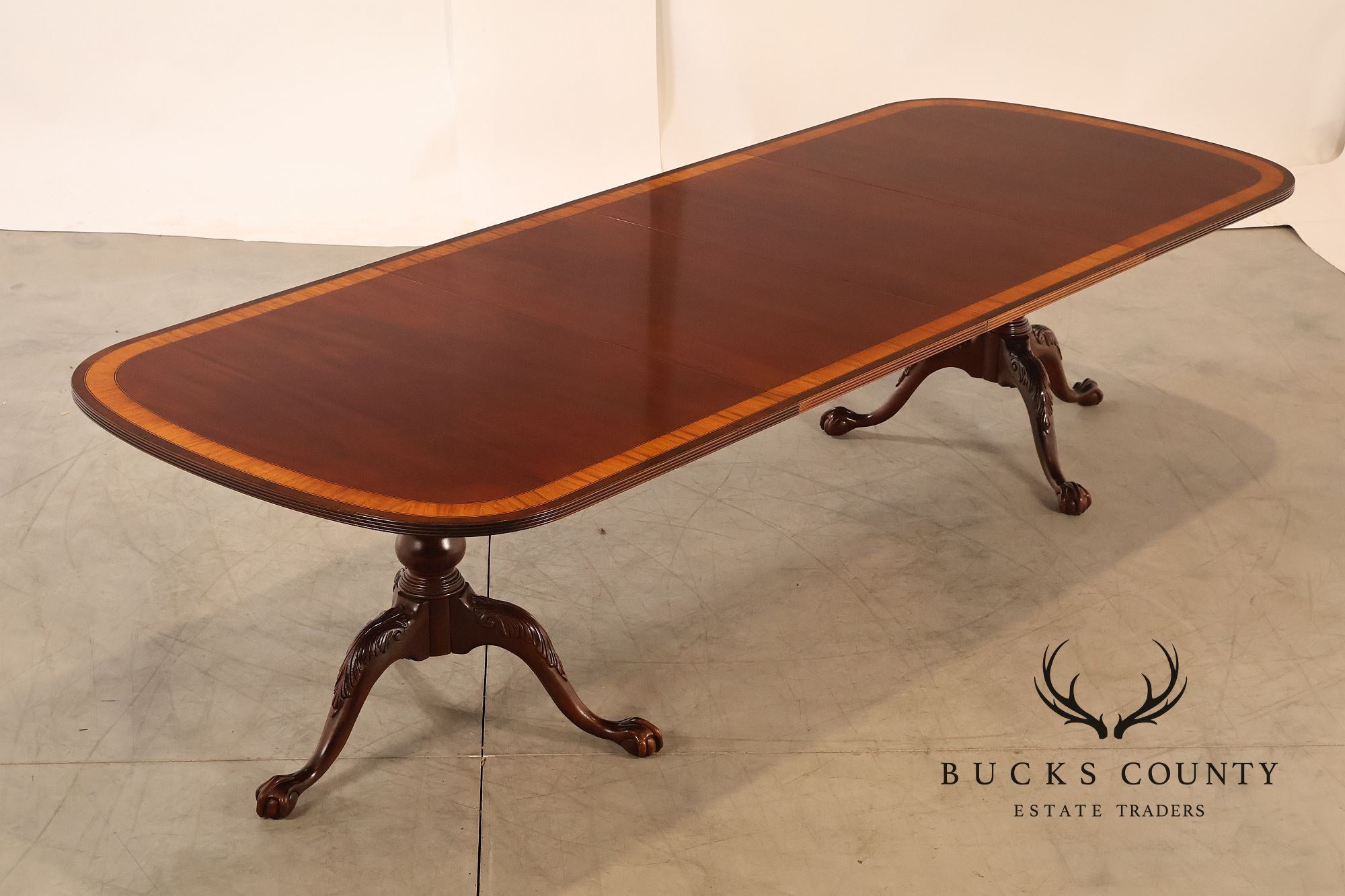 Ethan Allen '18th Century Mahogany' Double Pedestal Dining Table