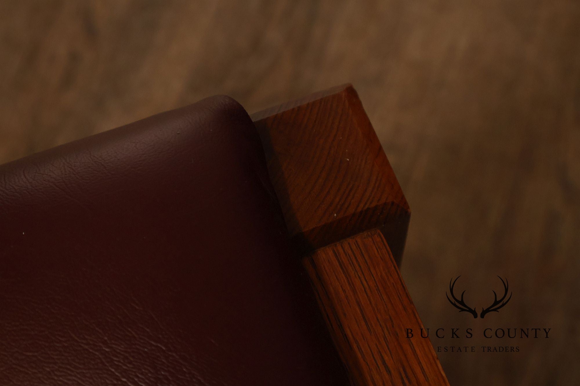 Bassett Furniture Mission Style Oak and Leather Foot Stool