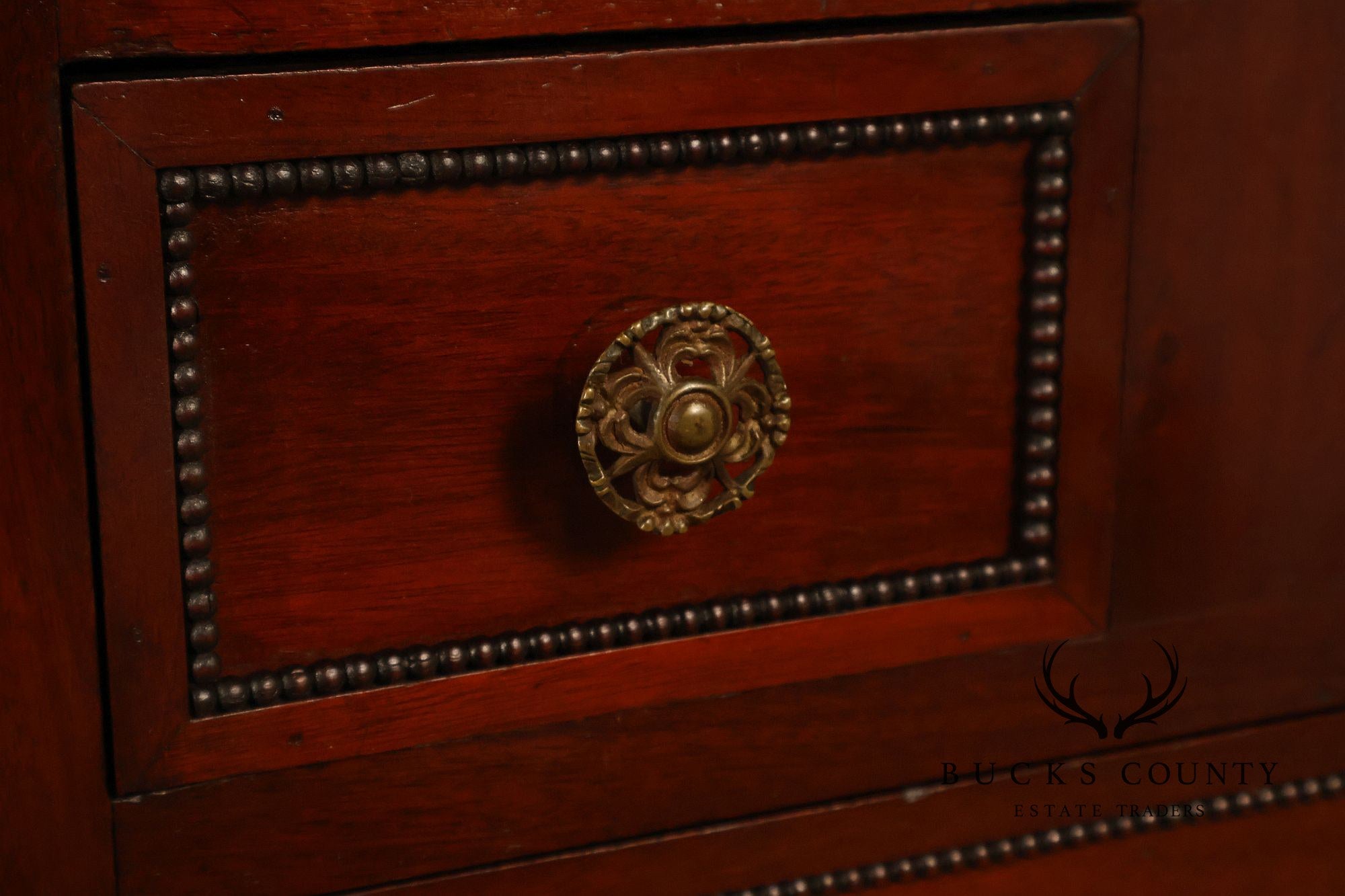 Antique Victorian Mahogany Chest Of Drawers With Brass Lion Paw Feet