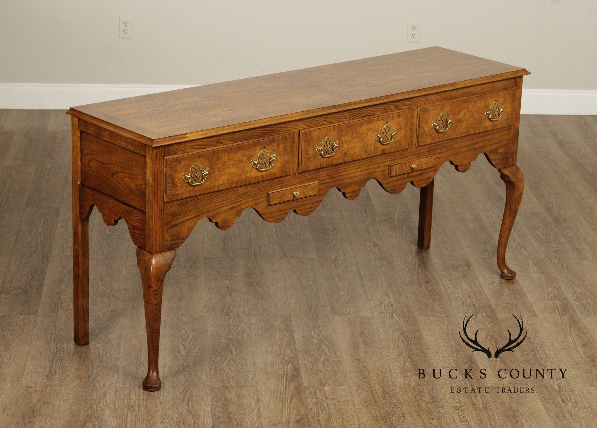 Baker Queen Traditional Oak And Walnut Sideboard Buffet