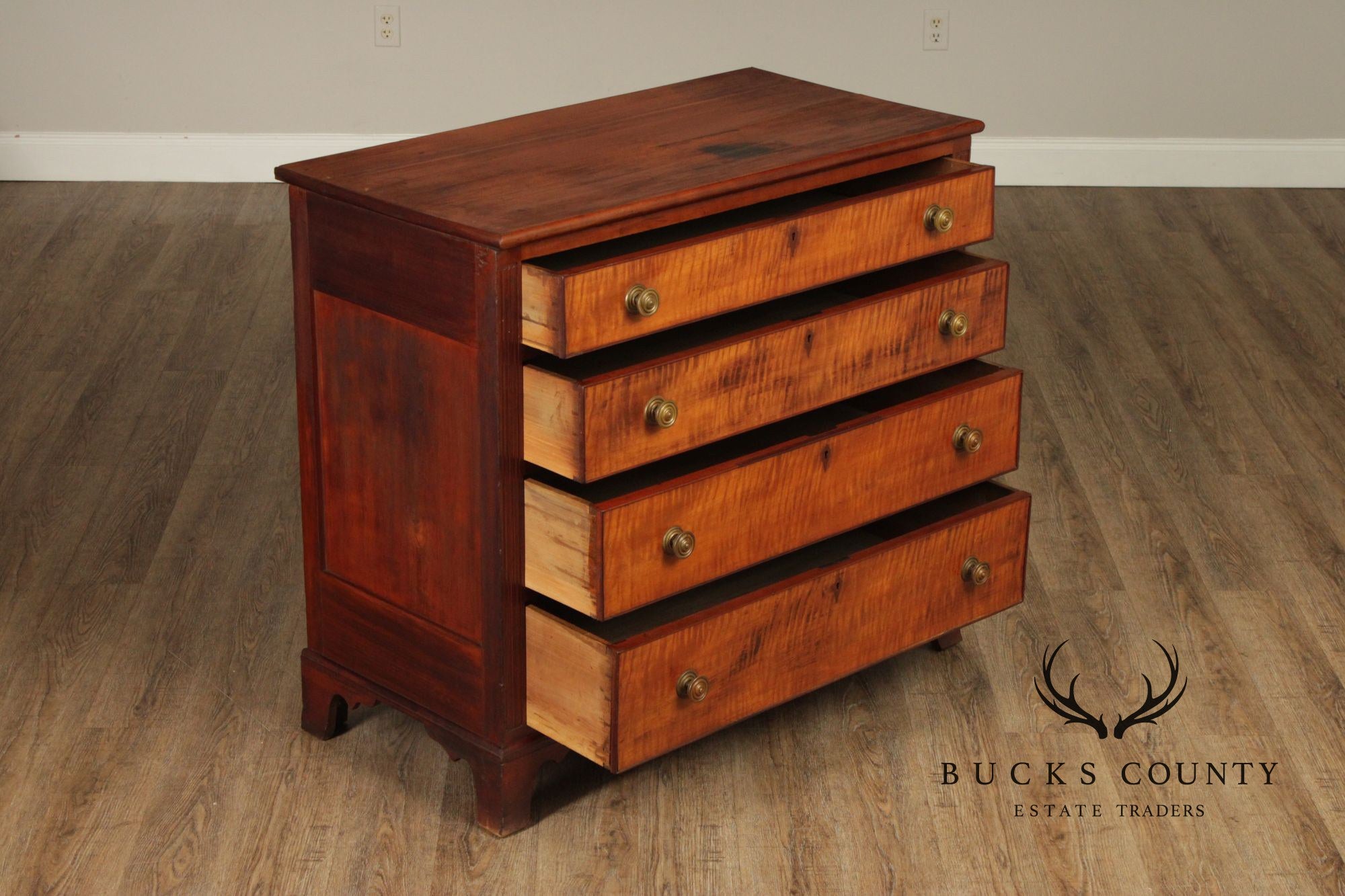 Antique American Federal Style Chest With Tiger Maple Drawer Fronts