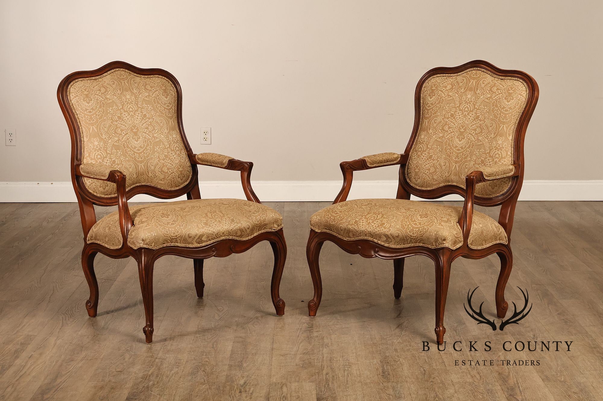 Ethan Allen French Louis XV Style Pair of Fauteuil Armchairs