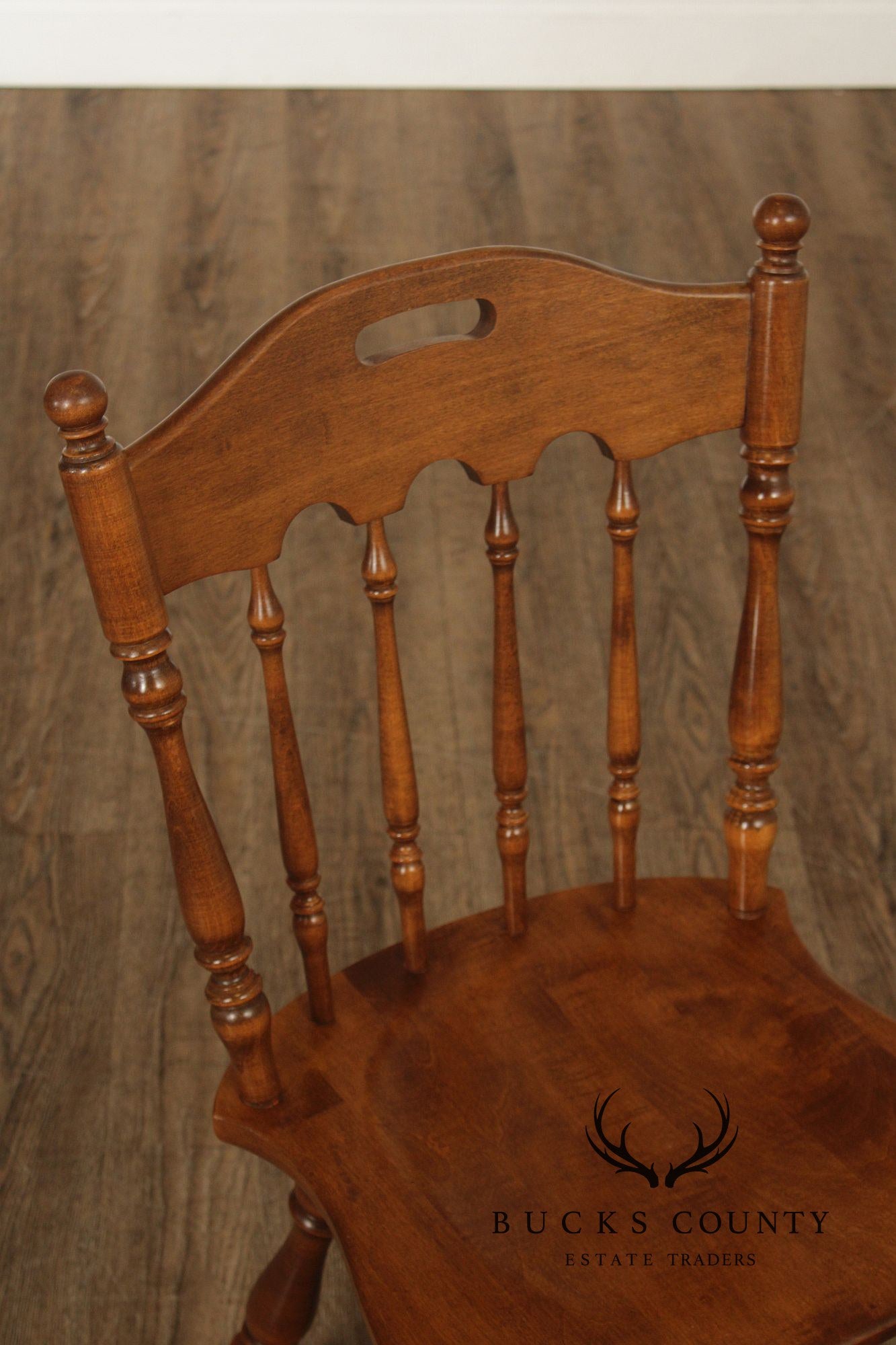 Ethan Allen Heirloom Nutmeg Maple Colonial Spindle Back Side Chair