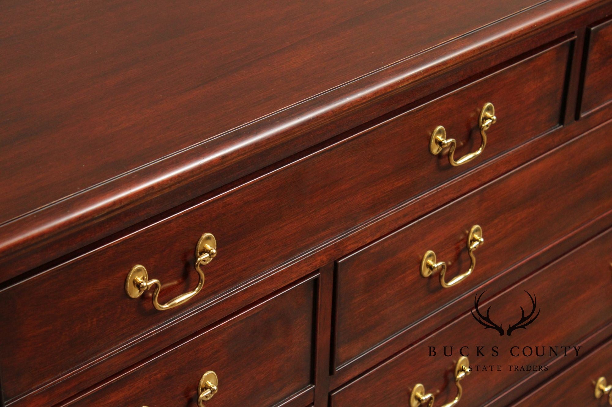 Henkel Harris Chippendale Style Mahogany Nine Drawer Bedroom Dresser