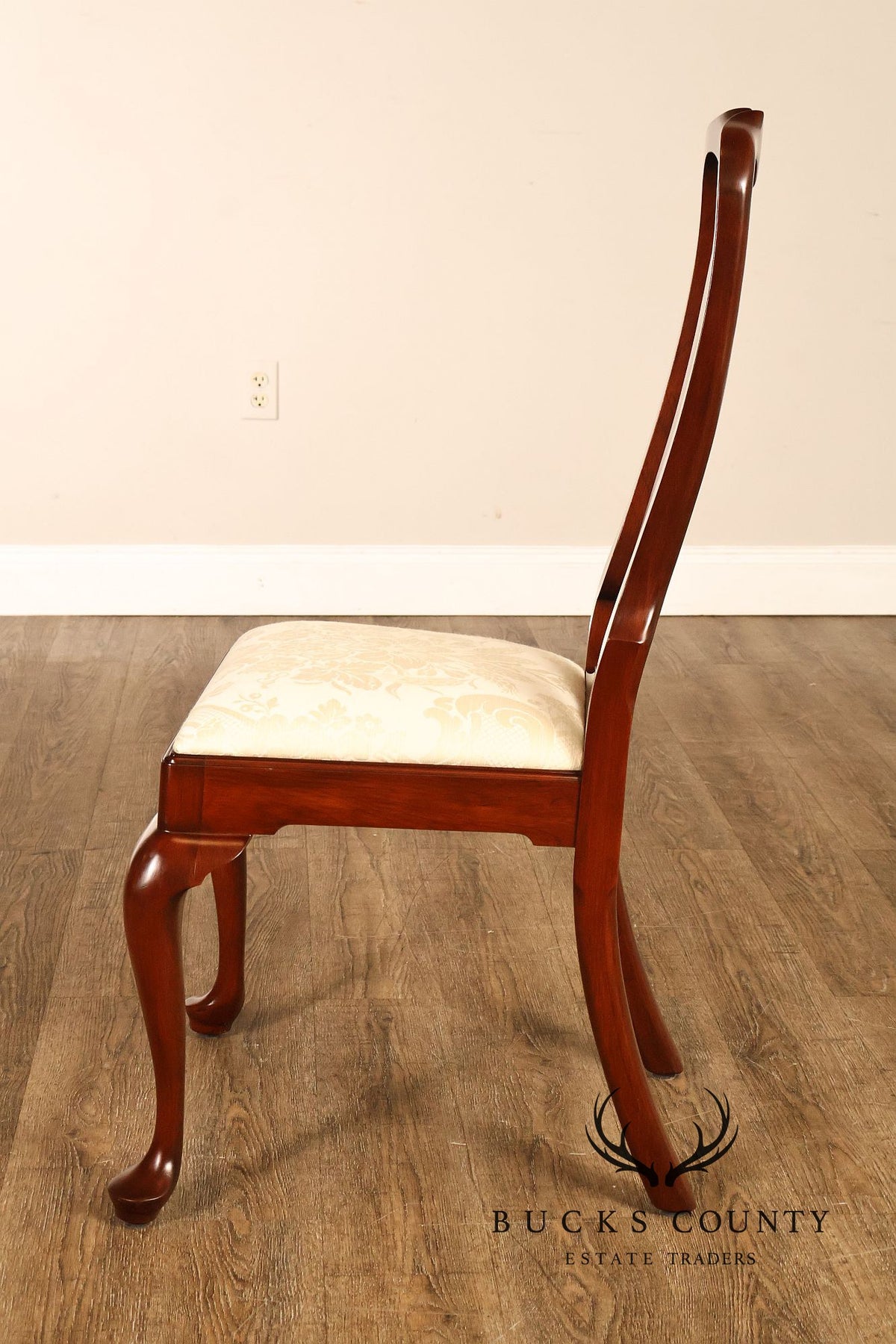 Henkel Harris Queen Anne Set of Six Cherry Dining Chairs