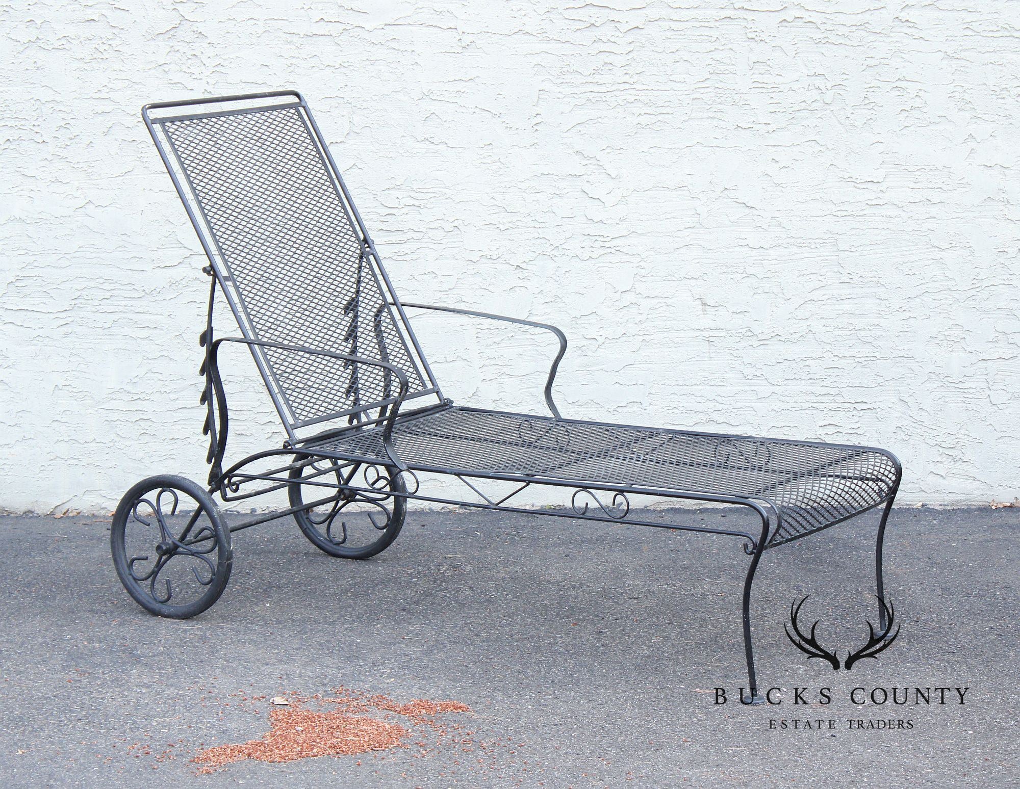 Vintage Wrought Iron Outdoor Patio Chaise Lounge